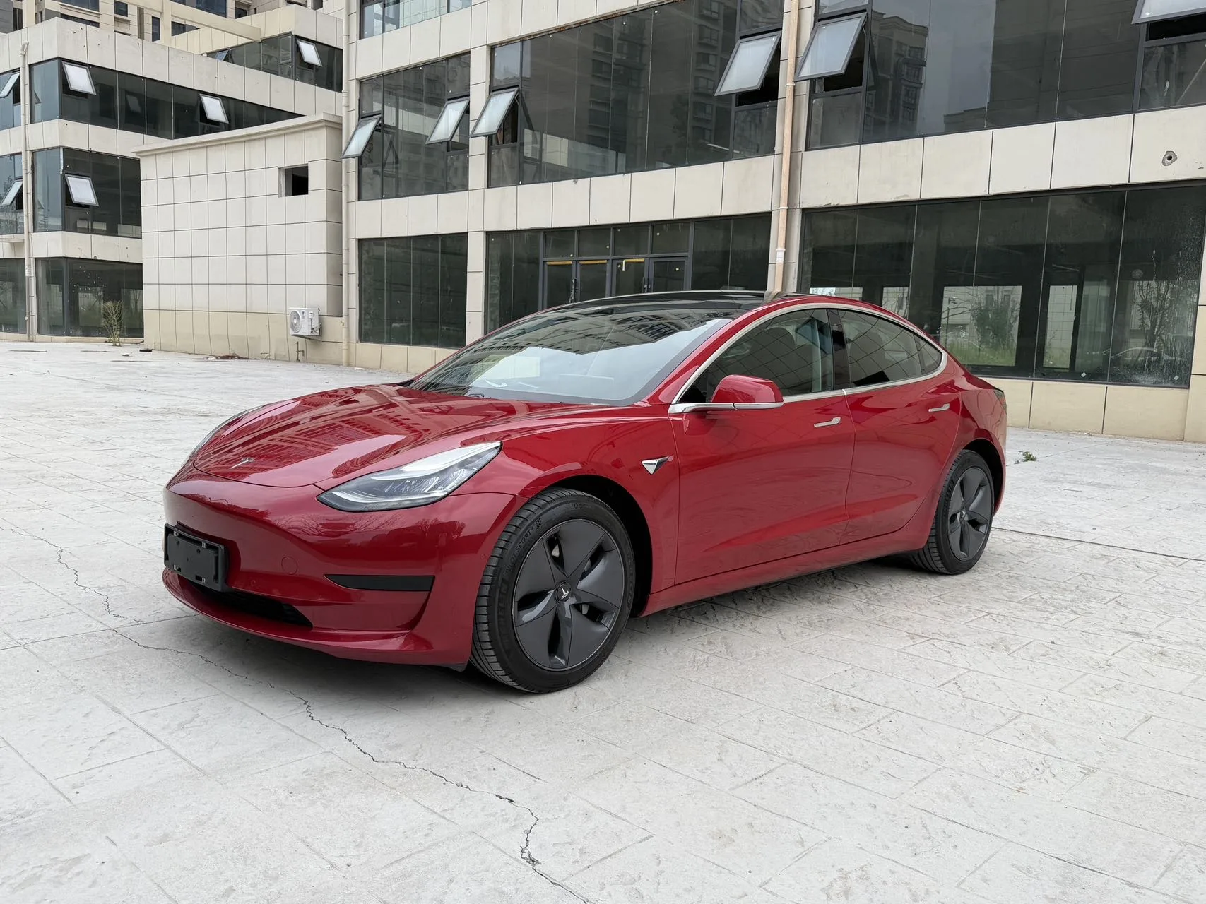 2020 Model 3 Facelift: Standard Range RWD Plus