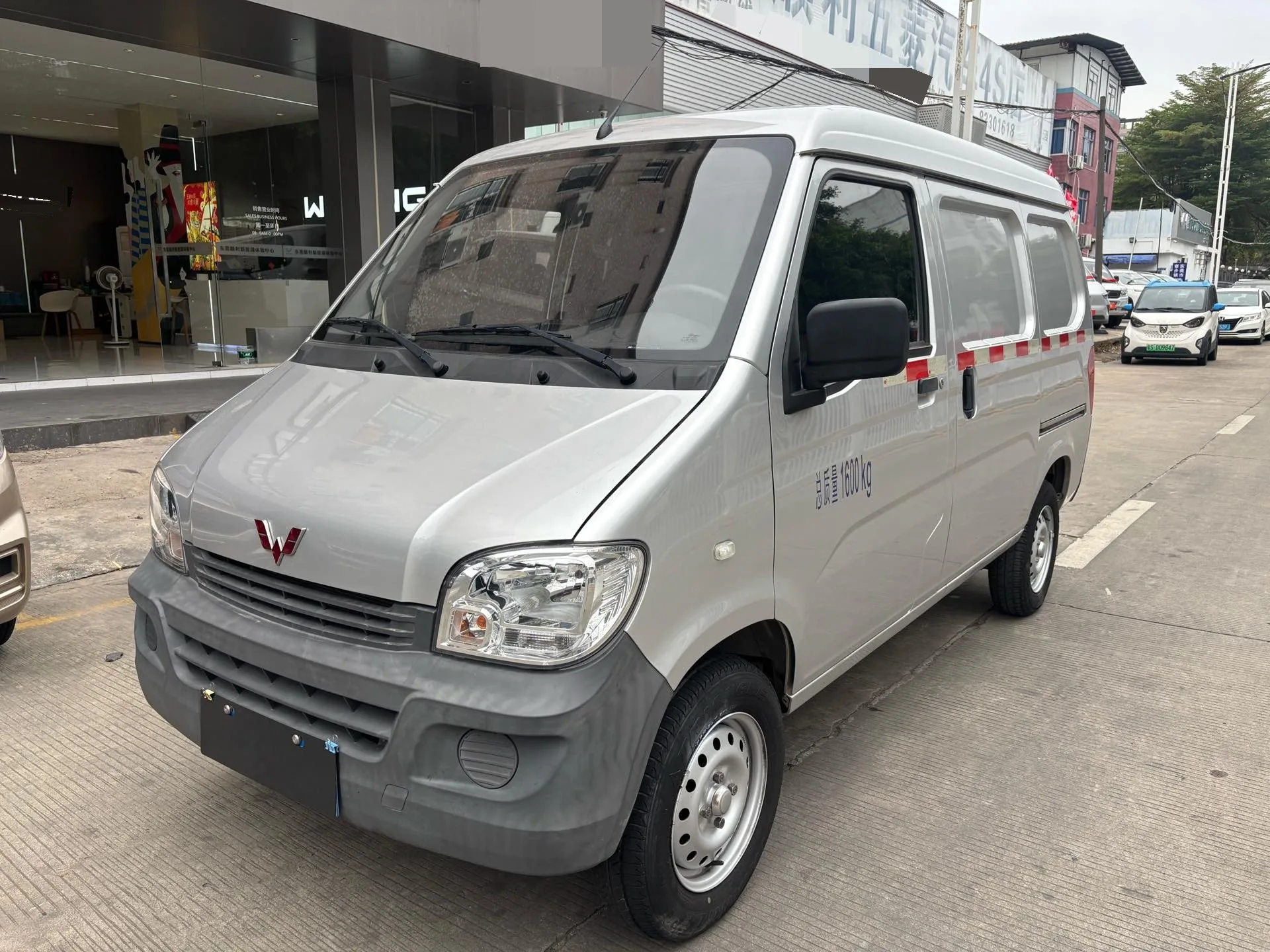 Wuling 2023 Wuling Zhi Guang 1.5 Practical Edition (Sealed Windows), 2-Seater, Manual Transmission