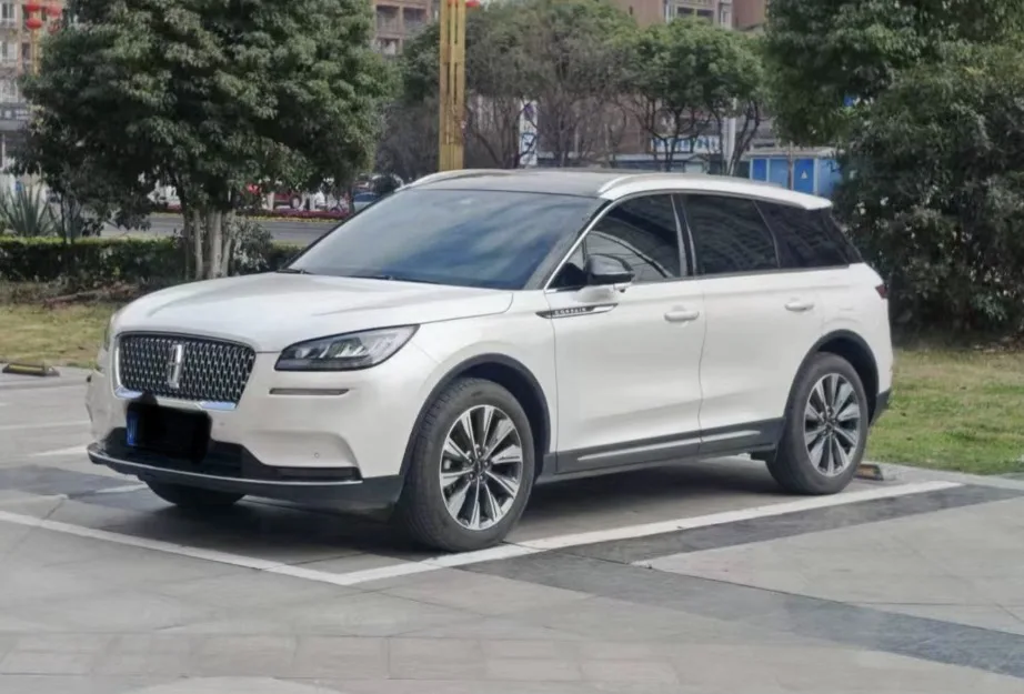 Adventurer 2021 Model Year 2.0T Front-Wheel Drive Prestige Edition