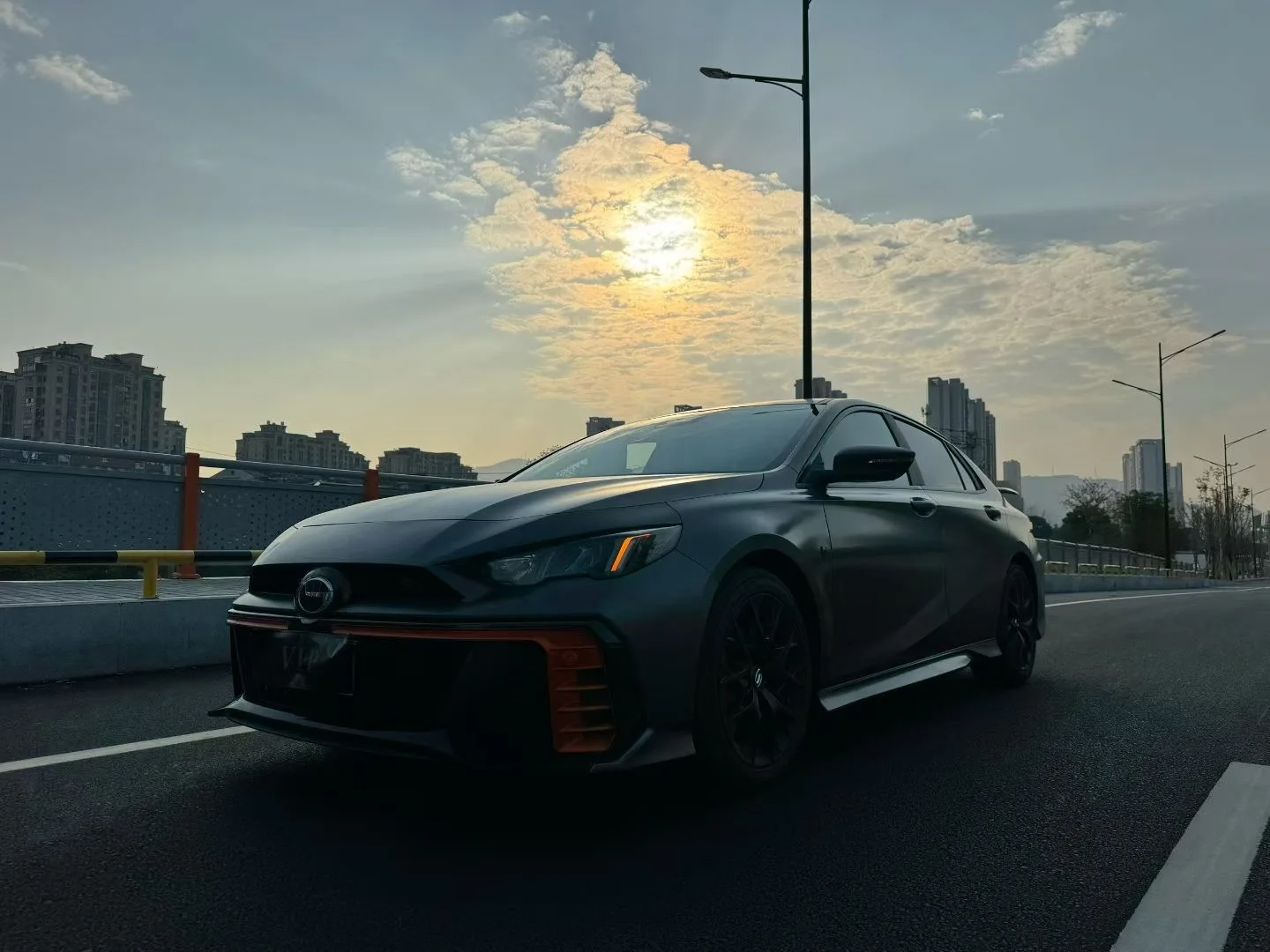 Yingbao 2022 270T Yingbao J16 R-Style Track Edition