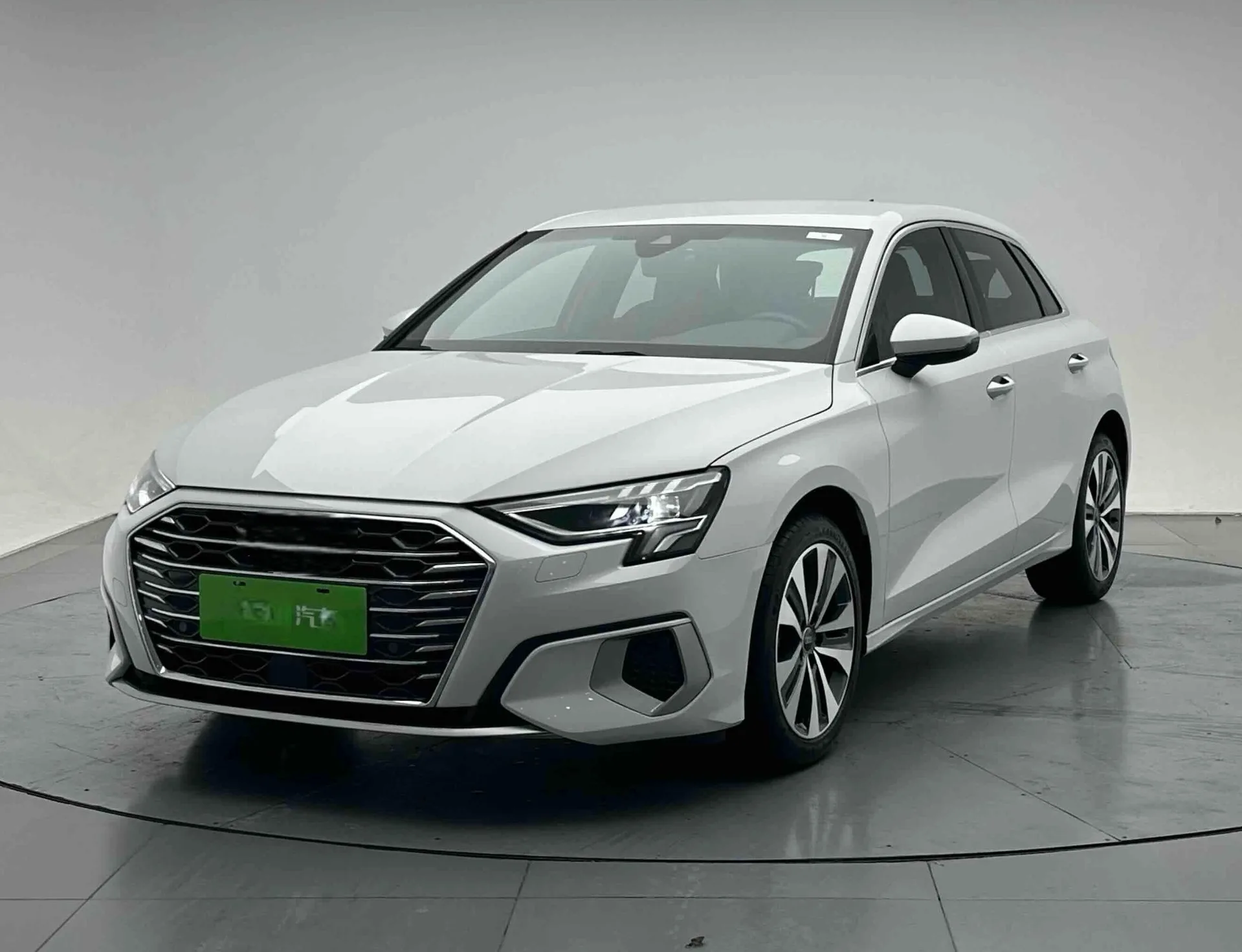2022 Audi A3 Sportback 35 TFSI "Progressive Elegance" Edition