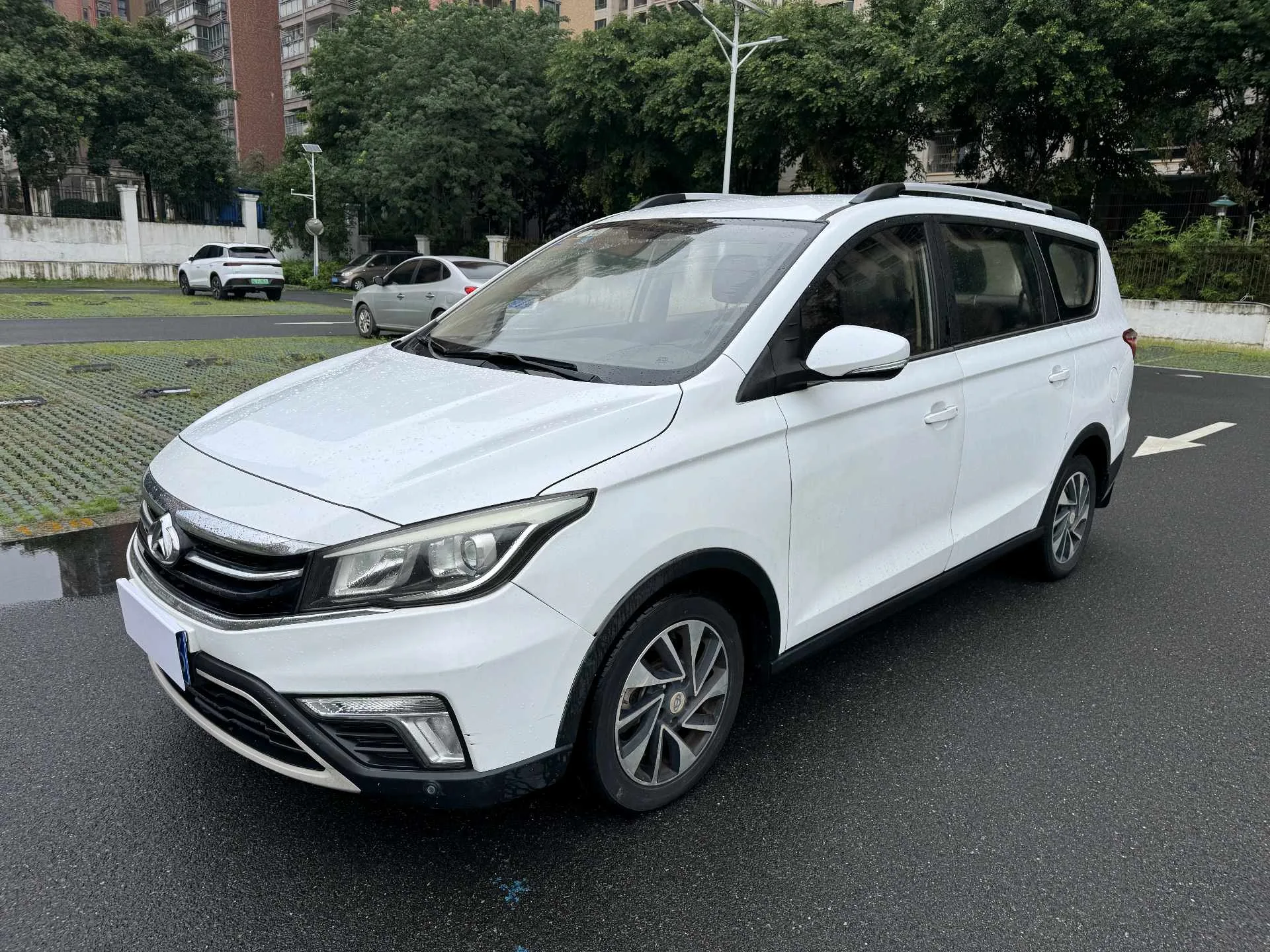 Changan Commercial 2018 Oushang A800 1.6 Smart Network Edition, Manual Transmission
