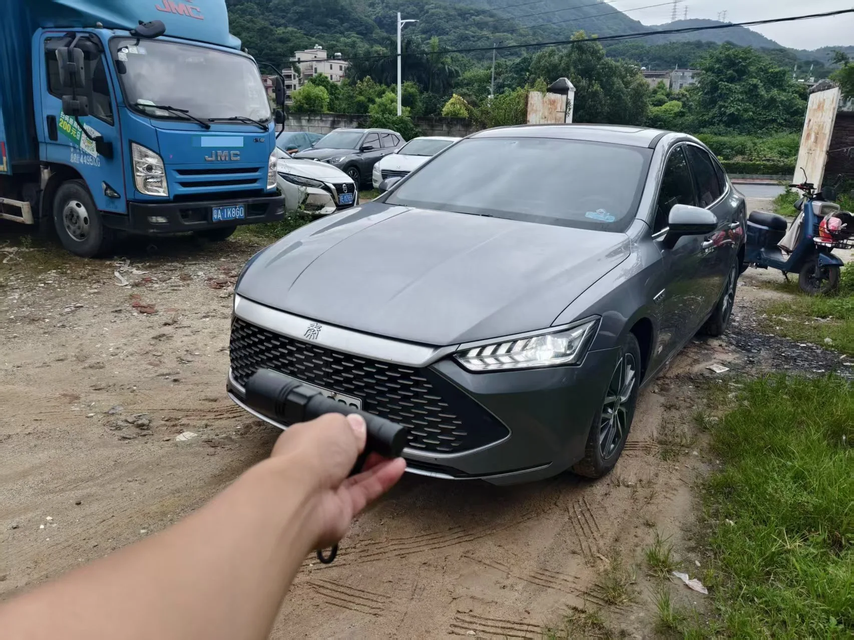 BYD 2023 Qin PLUS DM-i 1.5 CVT Champion Edition Leading Model 120KM Automatic