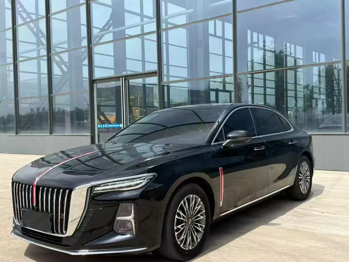 Hongqi 2025 H5 1.5T Flagship Edition 500,000th Unit Commemorative Edition (Automatic Transmission)