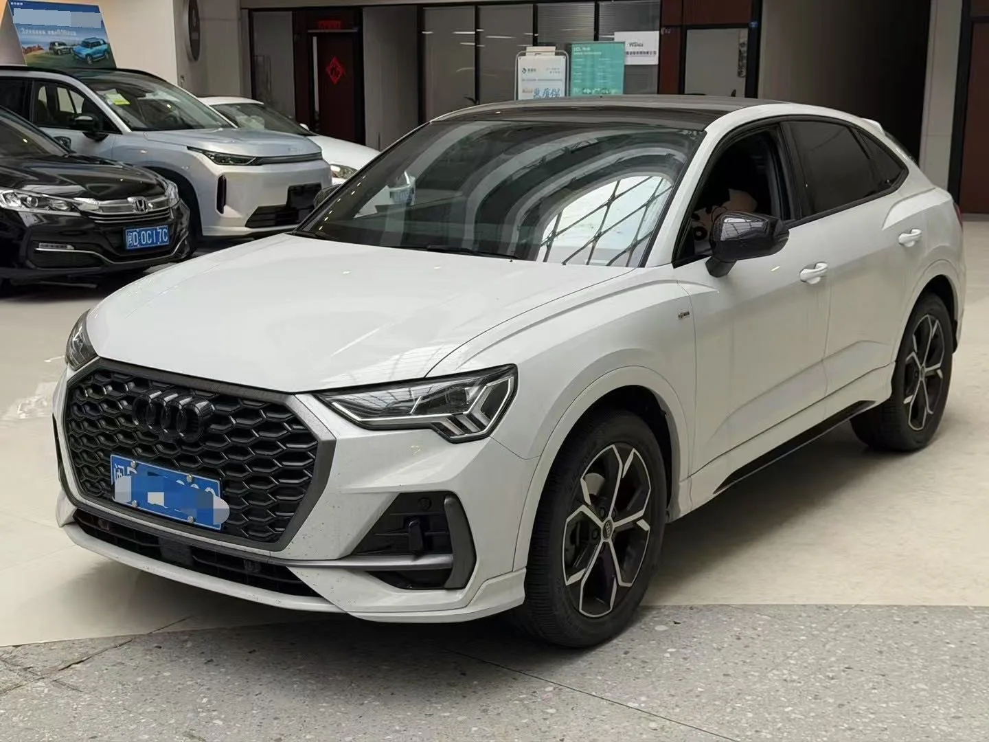 2024 Audi Q3 Sportback 2.0TFSI 40TFSI Fashion Edition Automatic