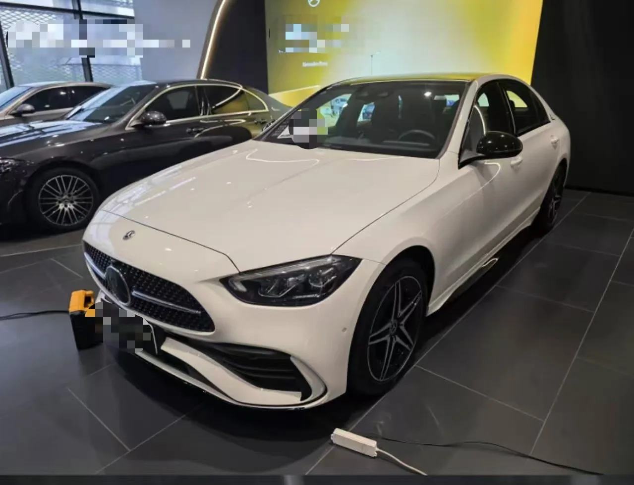 2025 Mercedes-Benz C-Class C 260 L 48V 1.5T Midnight Sport Edition (Automatic)