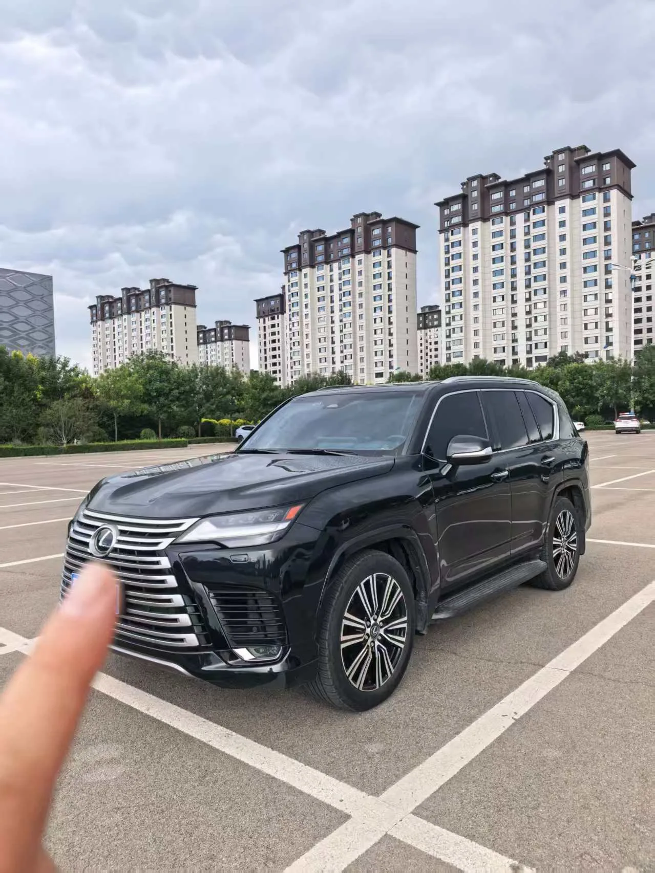Lexus LX (Imported) 2025 Model Year LX700h 3.5T OVERTRAIL Edition, Automatic Transmission