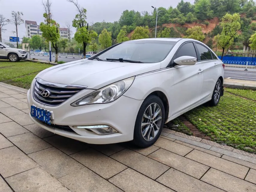 2013 Sonata 2.0L Automatic Leading Edition