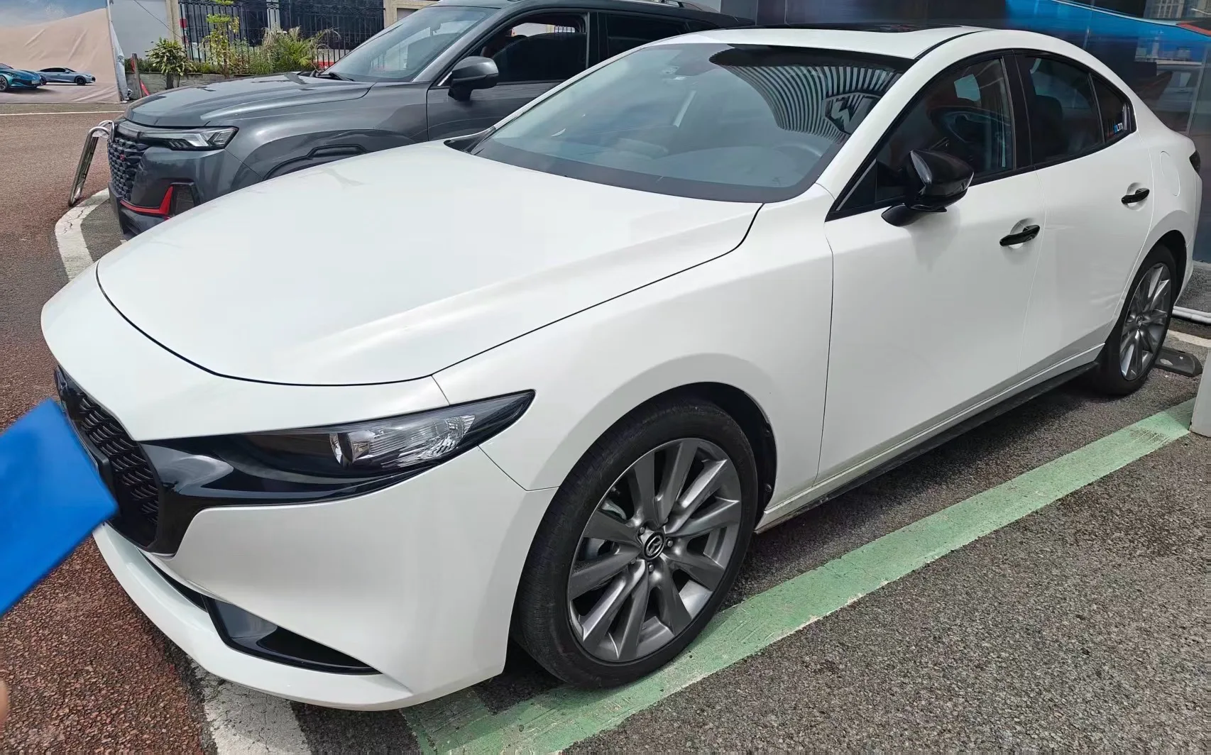 Mazda3 Axela 2023 2.0L Automatic Premium Edition