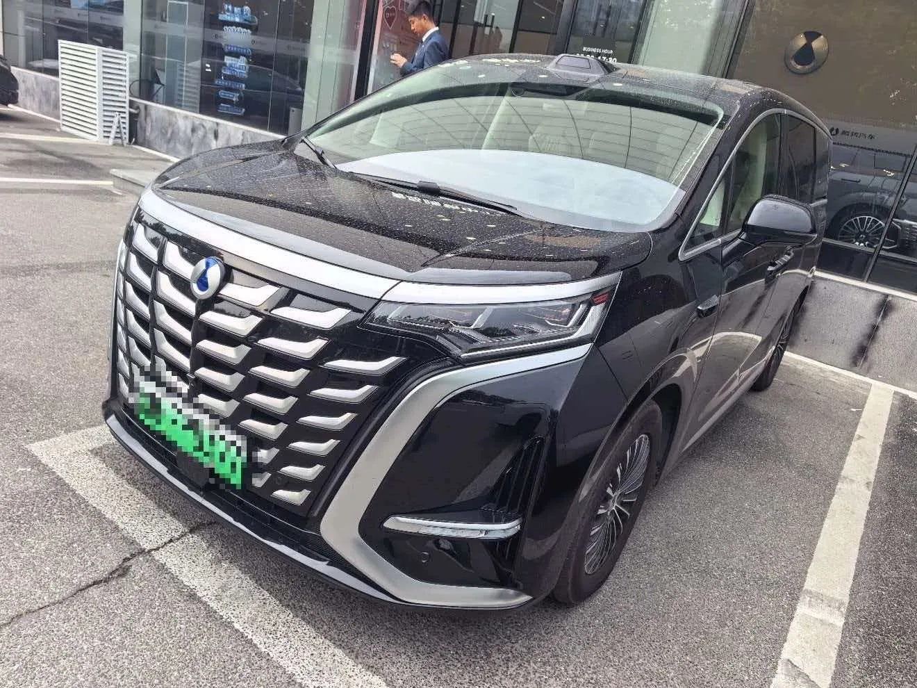 Denza 2025 Denza D9 DM-i 1.5T CVT Intelligent Driving Edition 1020 AWD Flagship Automatic