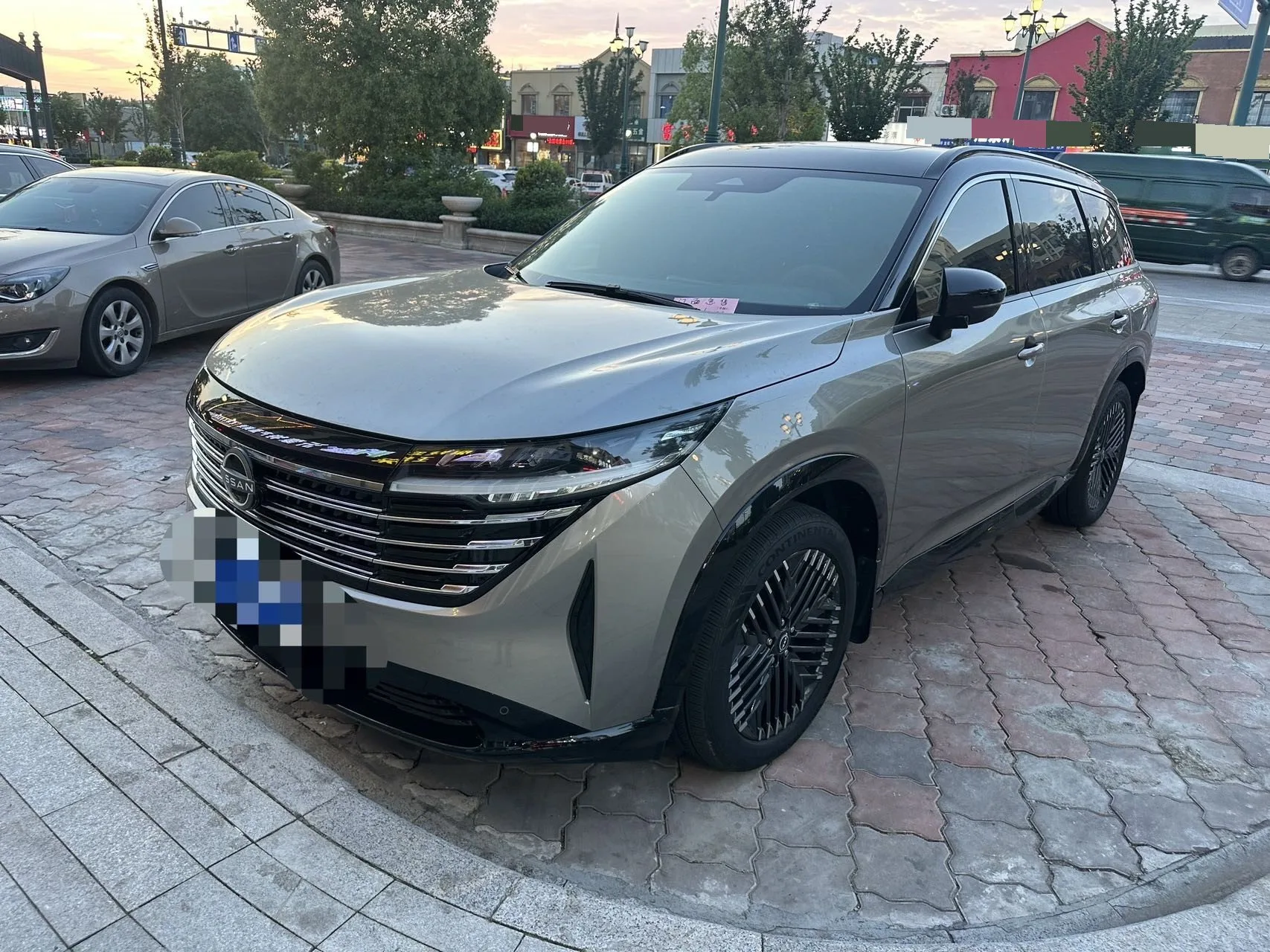2024 Nissan Land Cruiser 2.0T 380VC-TURBO AWD Intelligent Driving Edition 7-seater Automatic