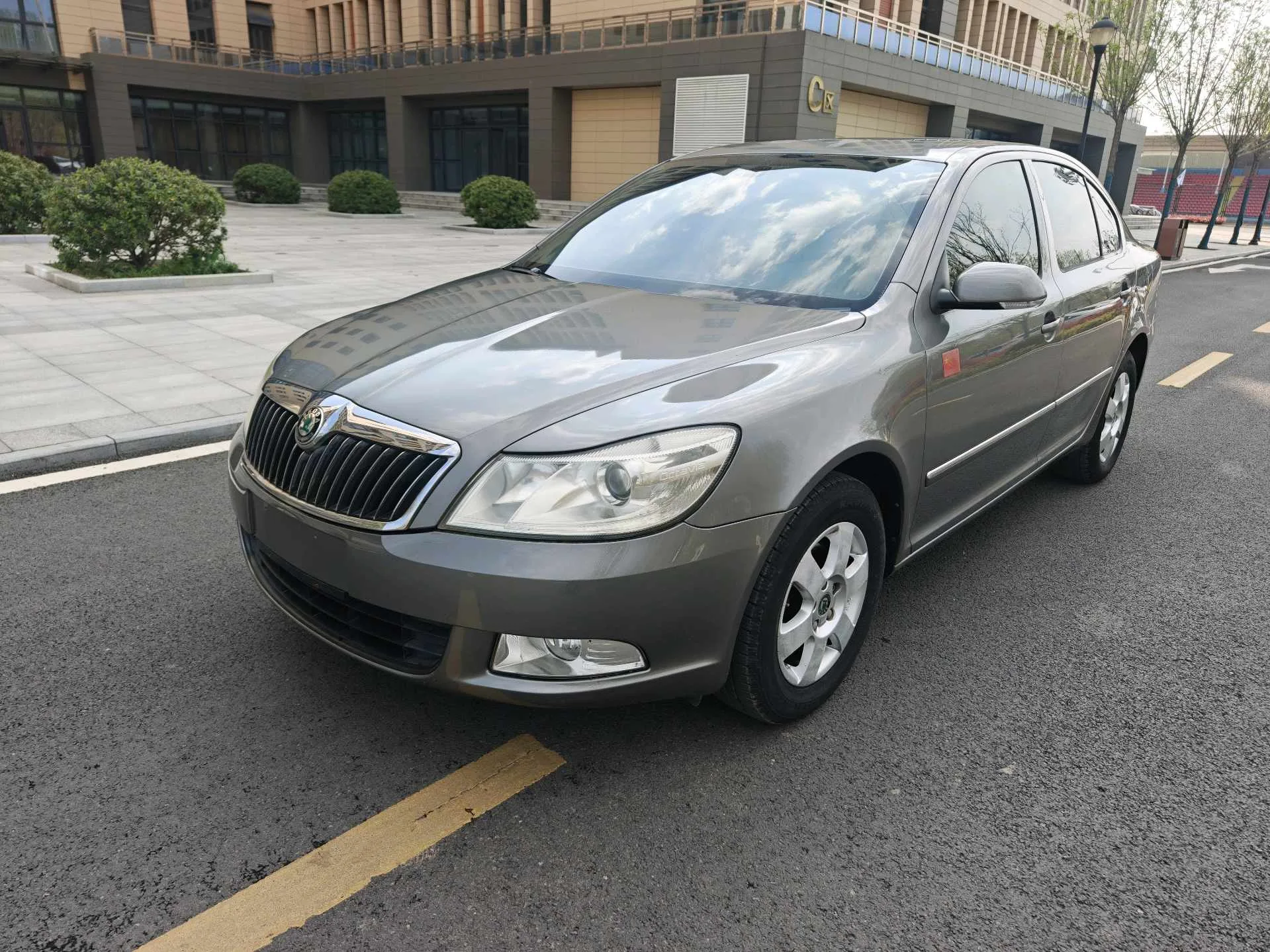 Octavia 2012 1.6L Automatic Elite Edition