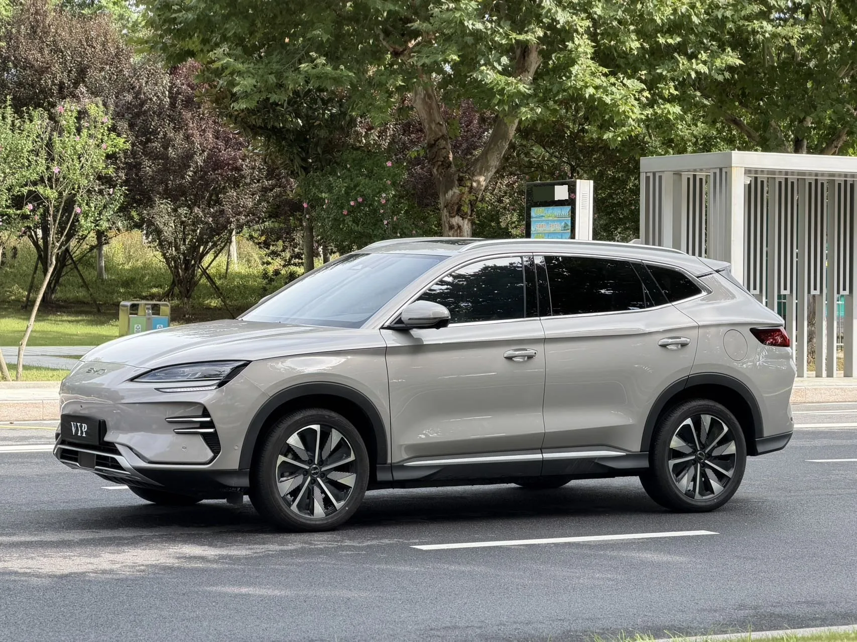BYD Song PLUS New Energy 2024 Model Year Song PLUS EV Glory Edition 520 km Flagship Automatic Transmission