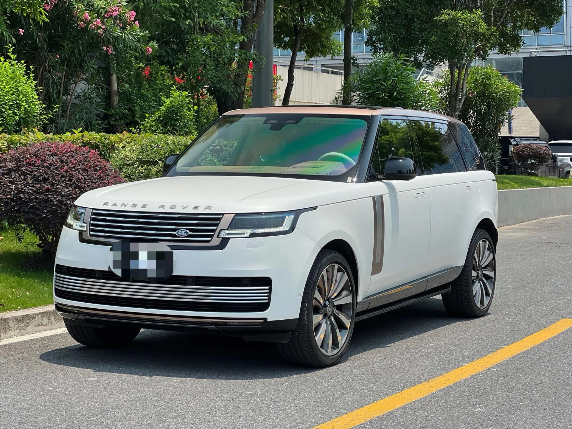 Range Rover 2024 3.0 L6 400PS SV Autobiography Long Wheelbase