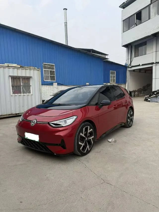Volkswagen 2026 ID.3 Smart Edition with GTX Package (Automatic)