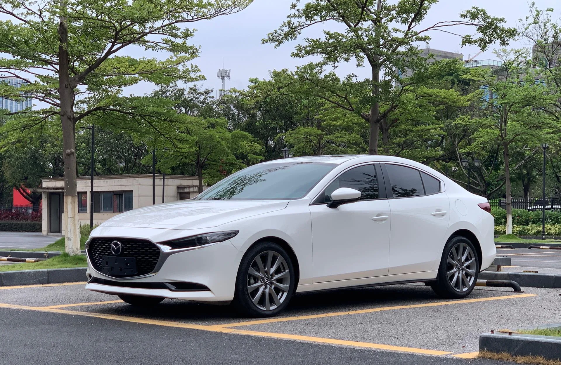 Mazda3 Axela 2021 2.0L Automatic Premium Edition