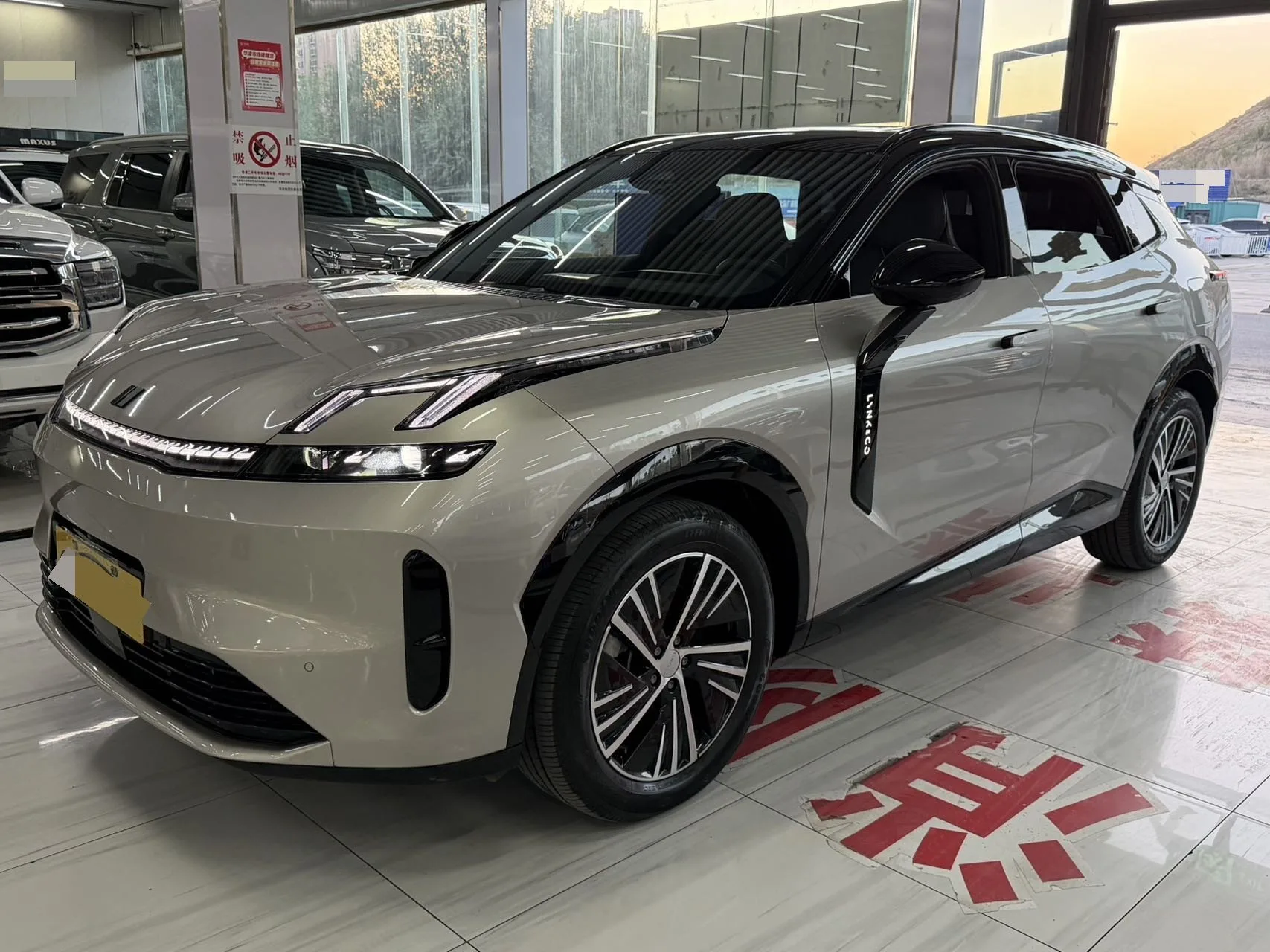 Lynk & Co 2025 Model Lynk & Co 08 EM-P 1.5T 120km Long Range Halo Automatic