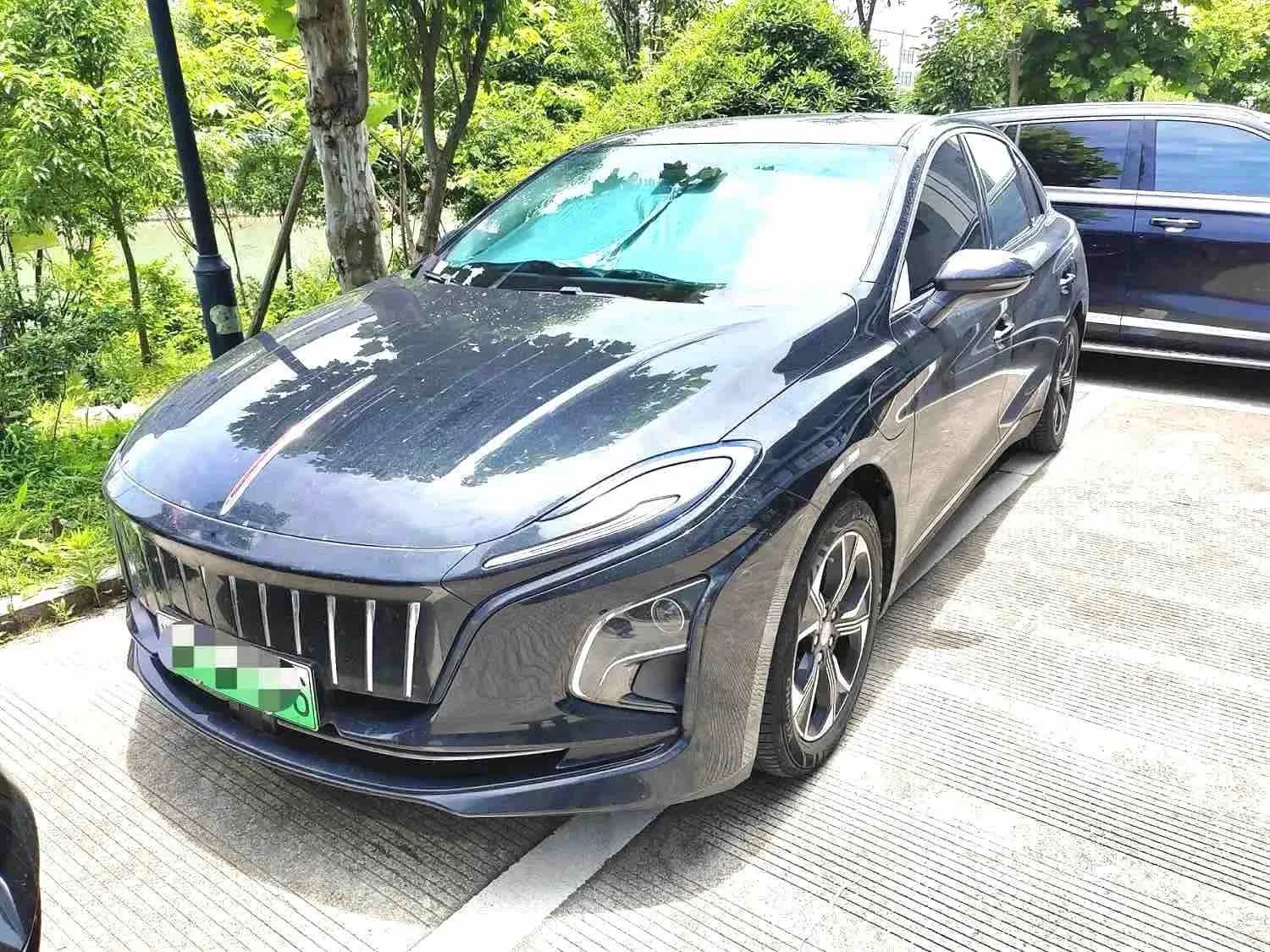 Hongqi E-QM5 2023 PLUS
