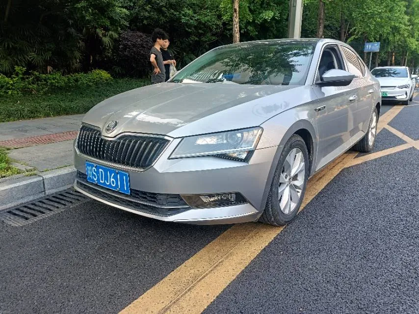 Superb 2016 TSI280 DSG Adventure Edition
