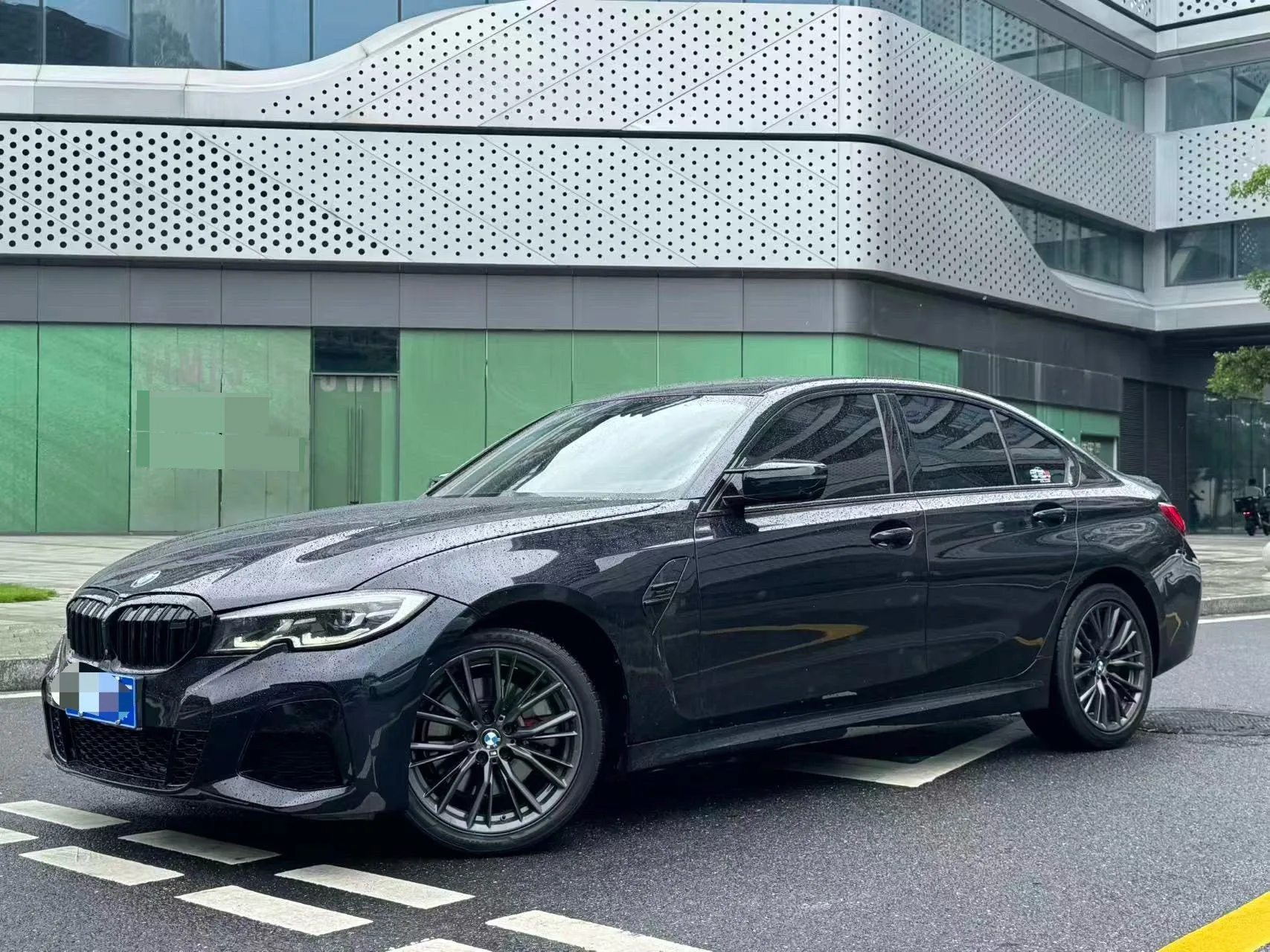 2021 BMW 3 Series 330i M Sport Shadow Edition
