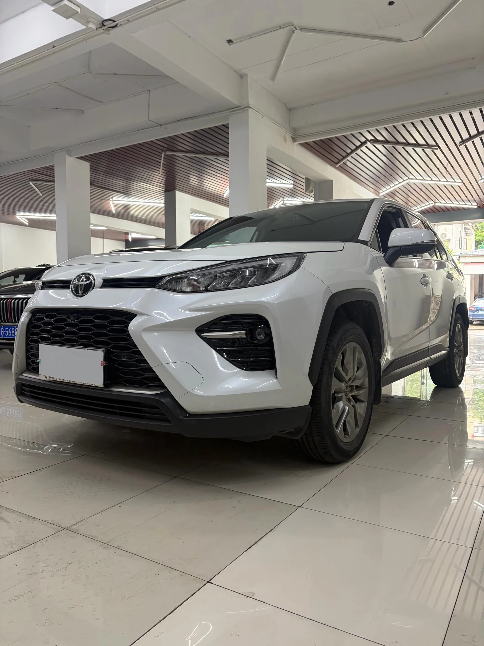2022 Vellanda 2.0L CVT 2WD Knight Edition