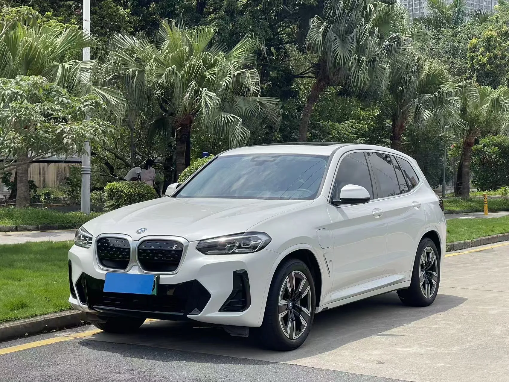 BMW iX3 (Imported) 2024 iX3 Leading Edition Automatic