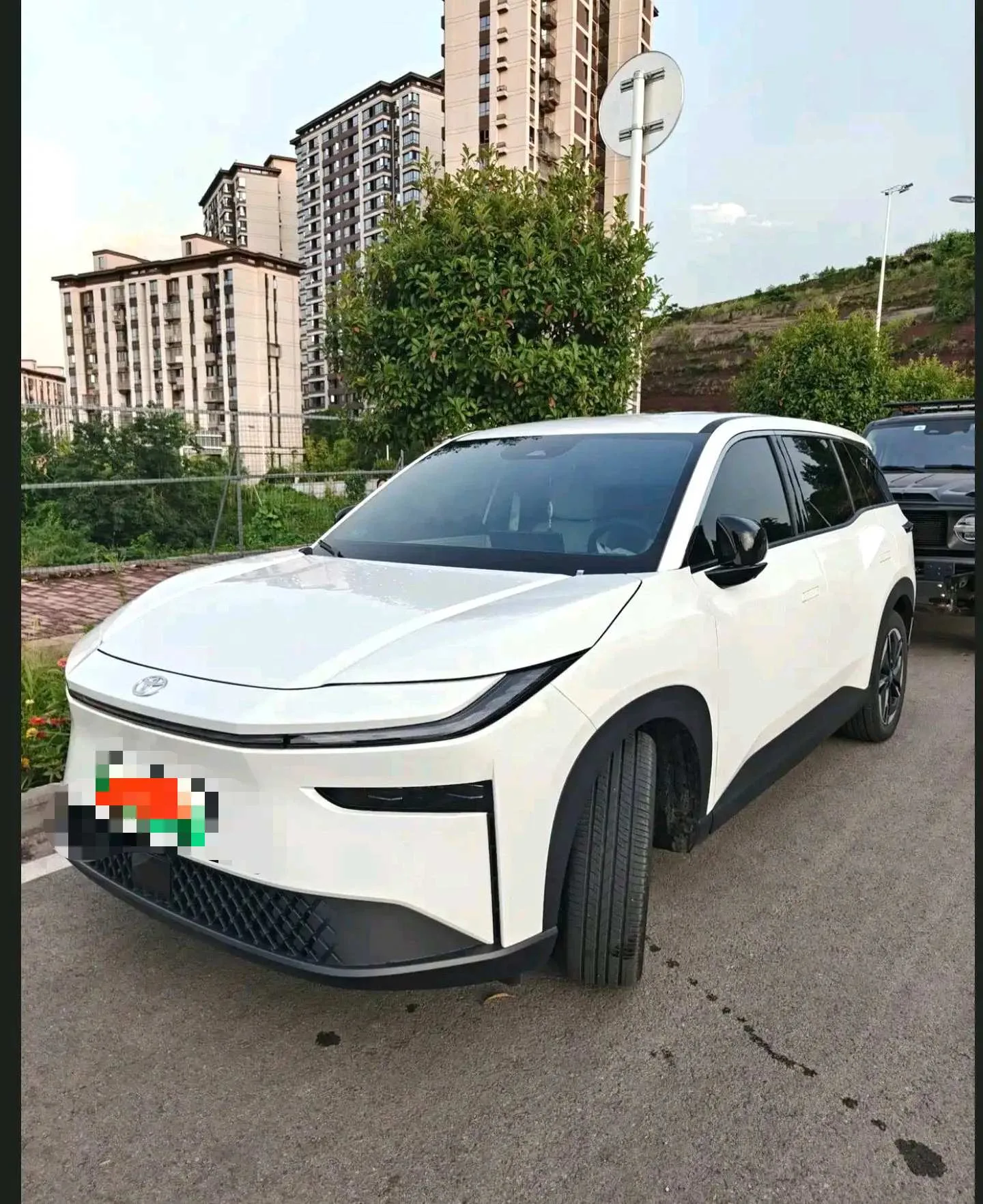 Toyota 2025 Platinum 3X 520 Pro Automatic