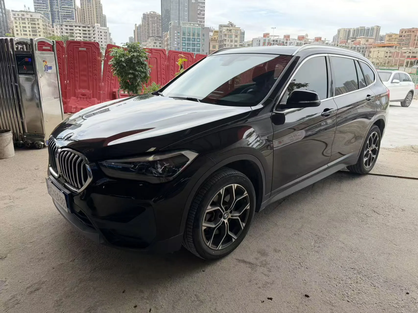 BMW X1 2021 sDrive25Li Leading Edition