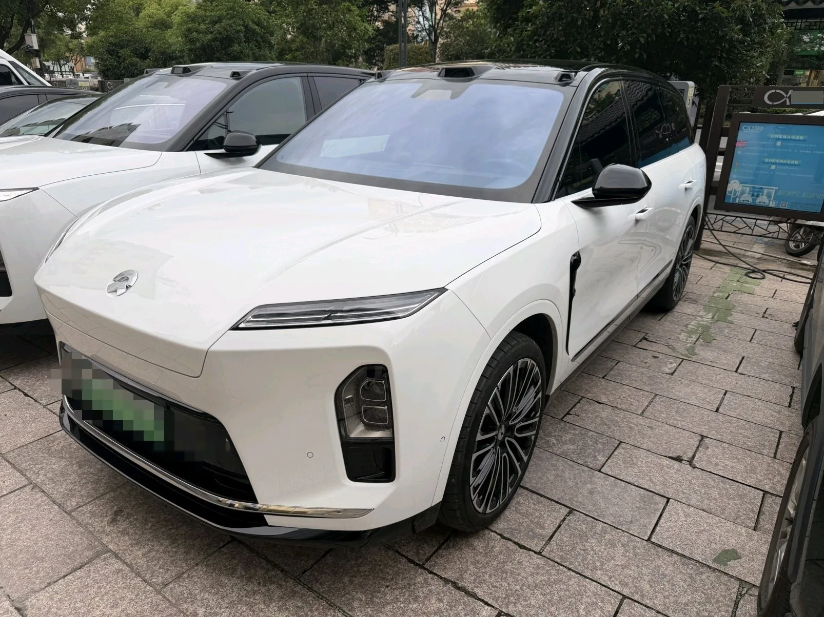 NIO 2026 ES8 6-seater Executive Signature Edition Automatic