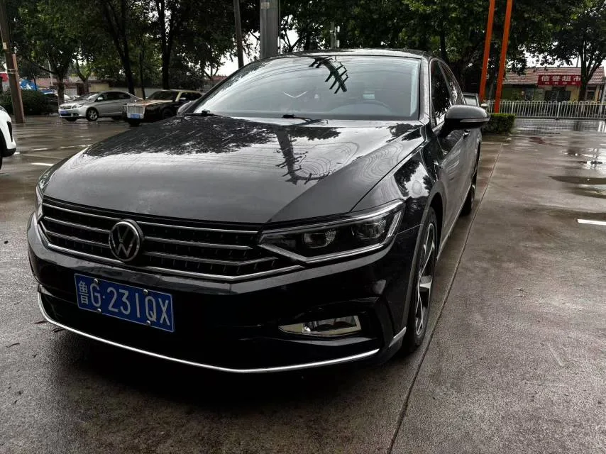 2022 Volkswagen Passat 330TSI DSG Basic Model