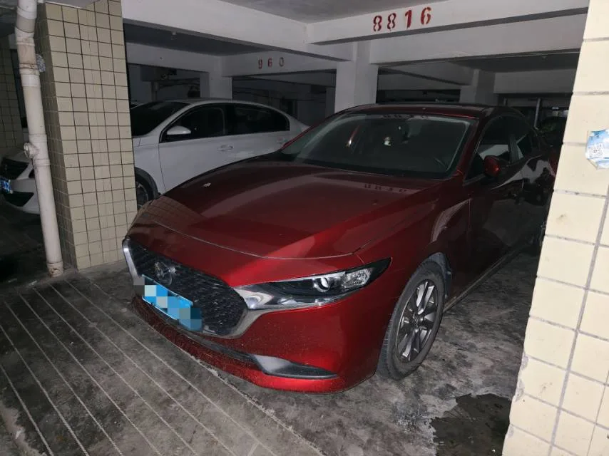 Mazda3 Axela 2020 1.5L Automatic Premium Edition