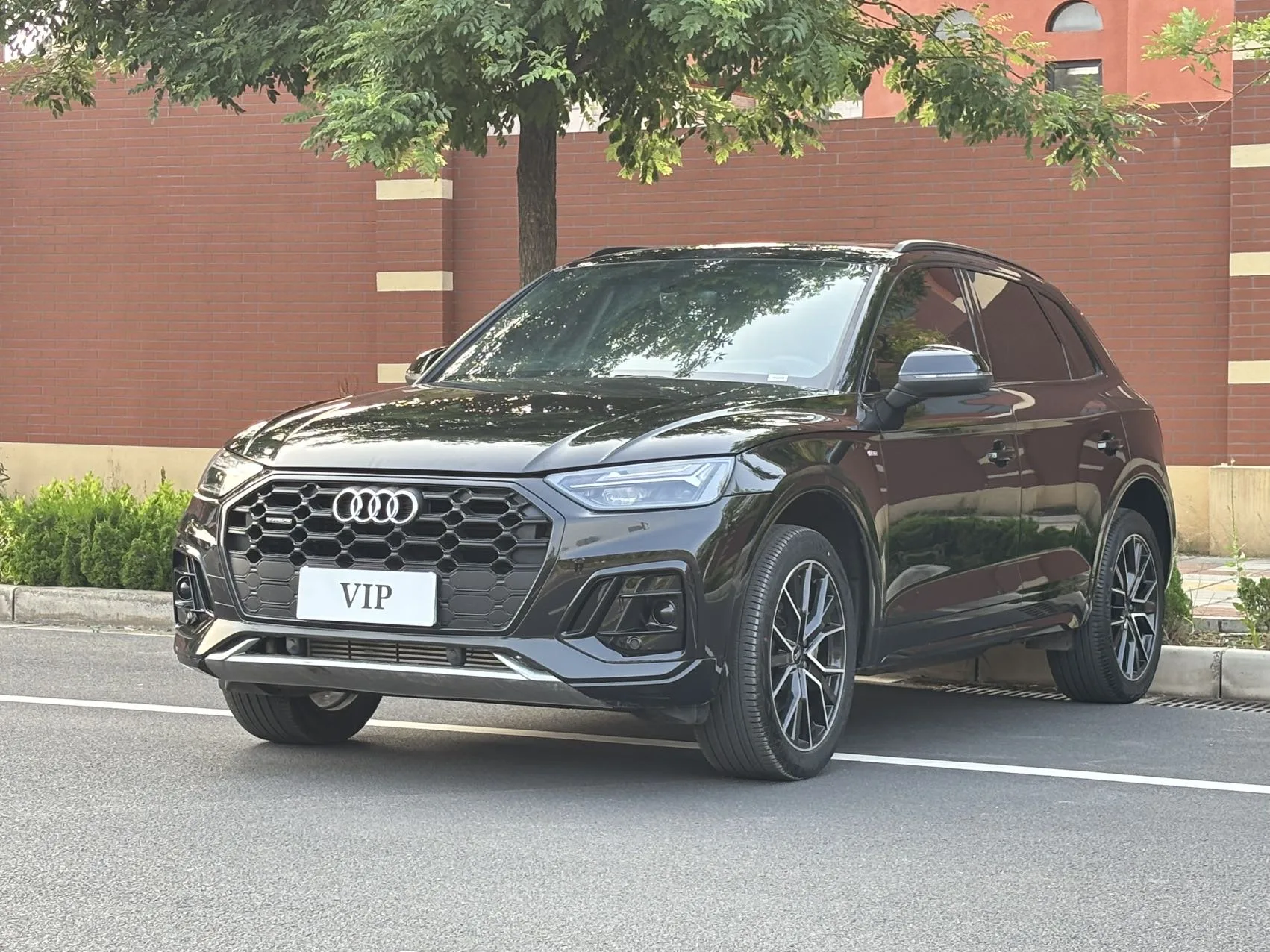 Audi 2025 Q5L 2.0TFSI 40TFSI Luxury Dynamic Automatic