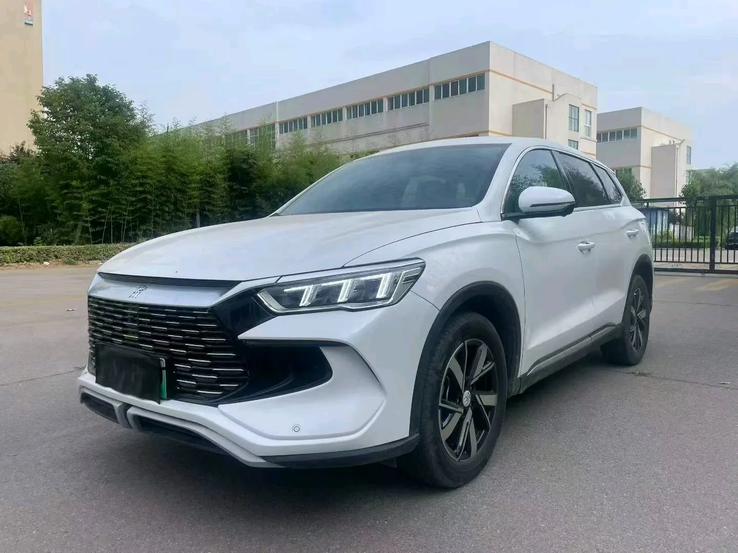 BYD Song Pro New Energy 2023 Model Year Song Pro DM-i 1.5 CVT Champion Edition Leading Trim 71KM Automatic Transmission