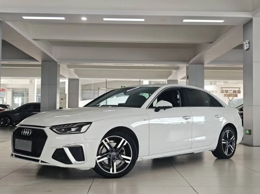 Audi A4L 2020 40 TFSI Luxury Dynamic