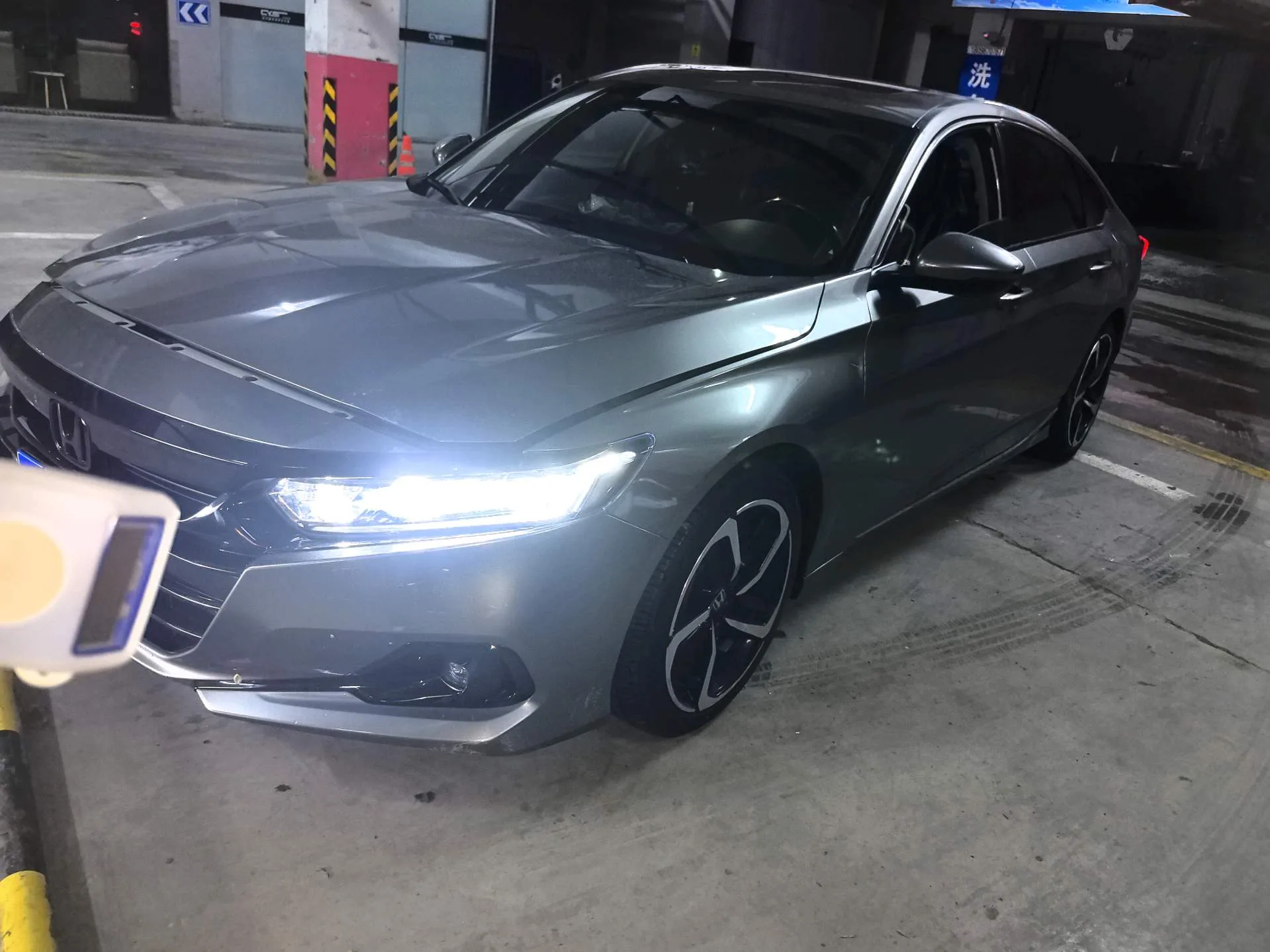2022 Honda Accord 260TURBO Luxury Edition