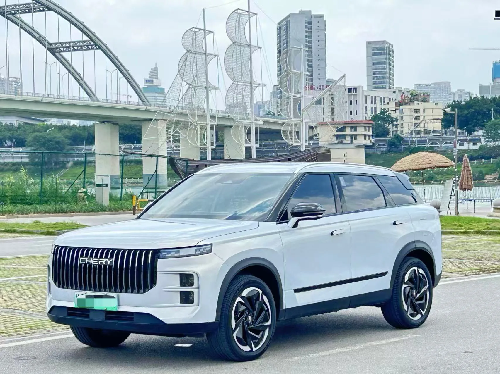 Explore the 2024 C-DM Luxury