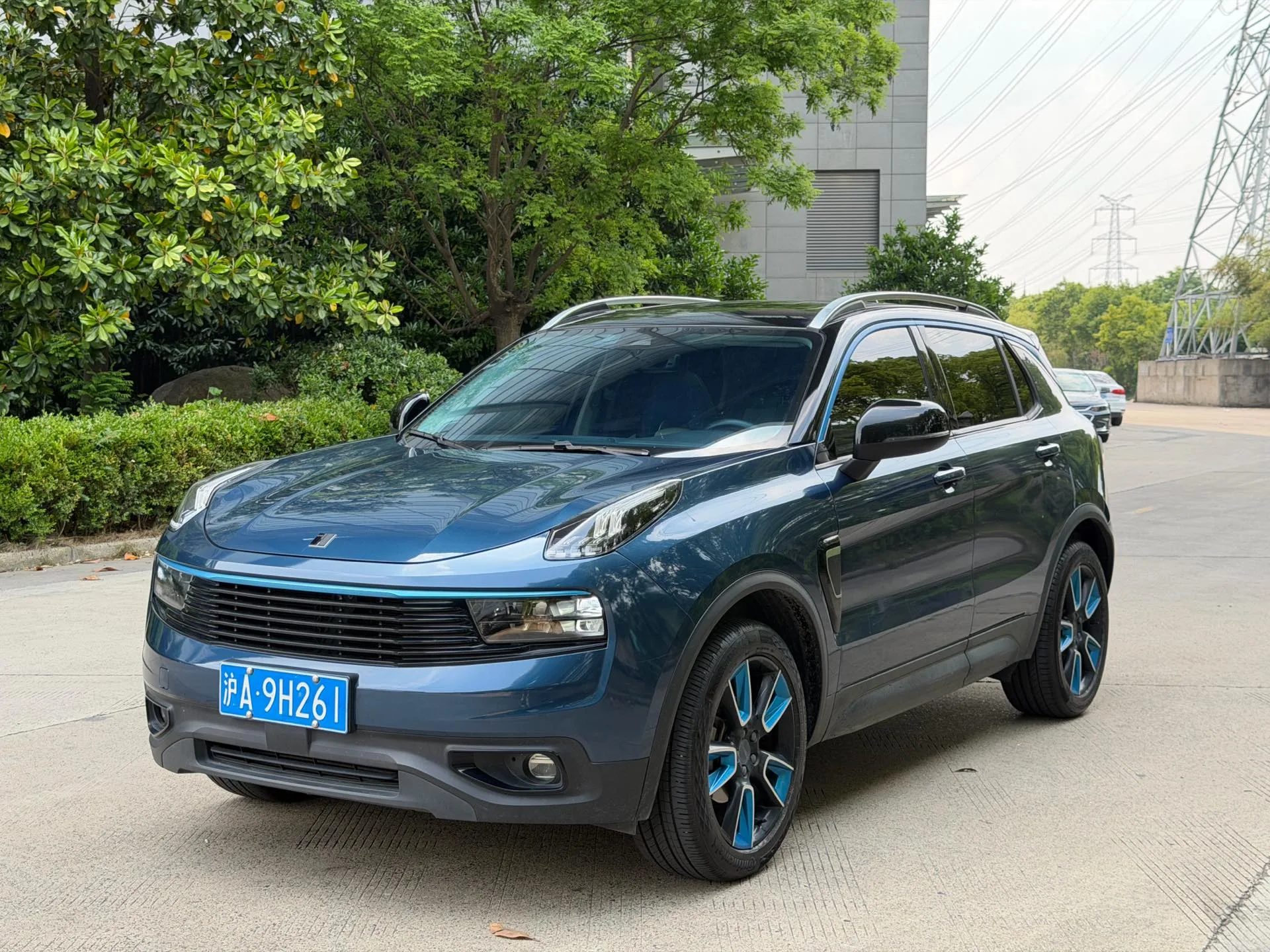 Lynk & Co 01 2017 Model Year 2.0T FWD Pro Edition