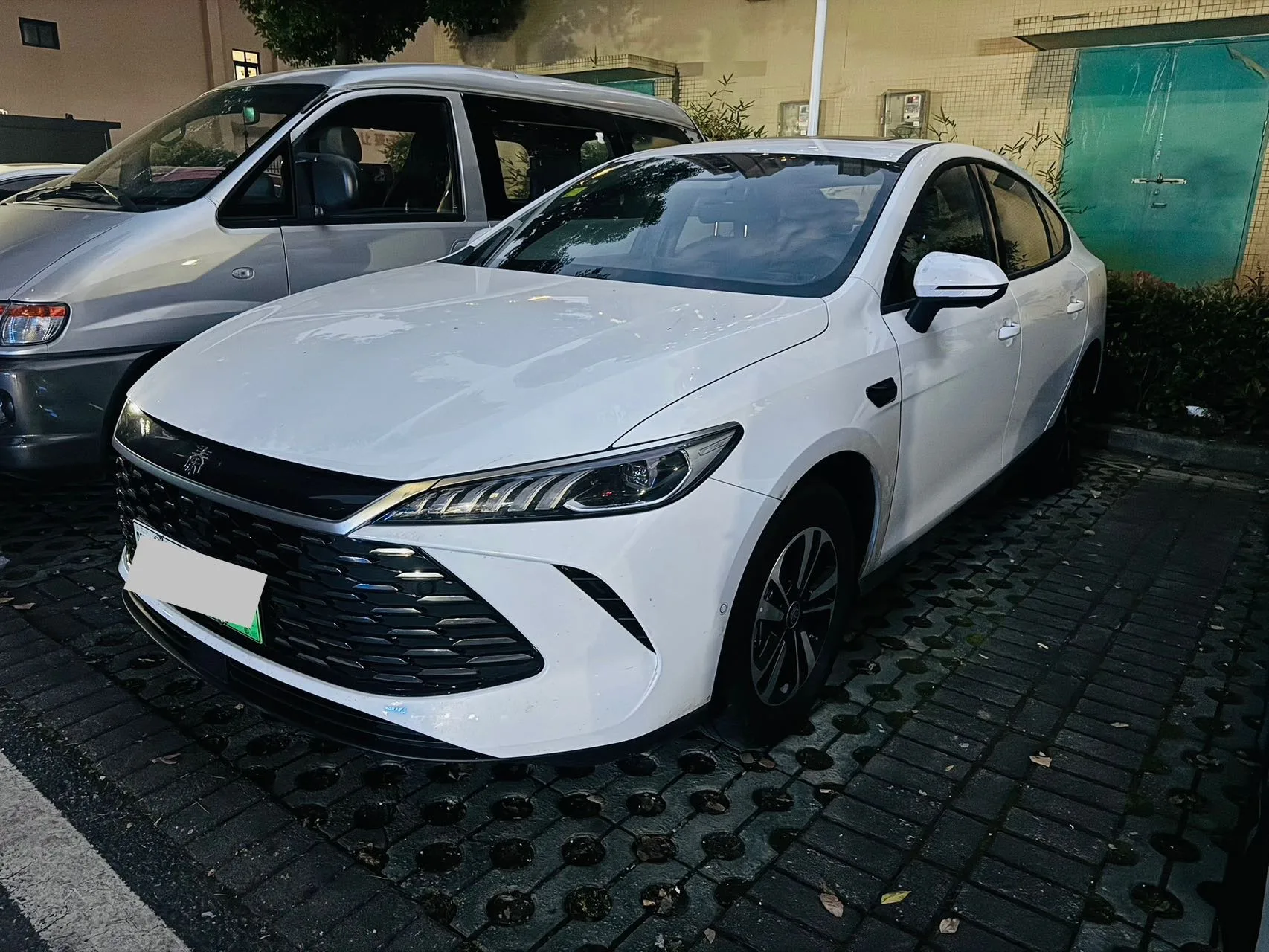 BYD 2026 Qin PLUS DM-i 1.5 CVT 210KM Super Edition Automatic