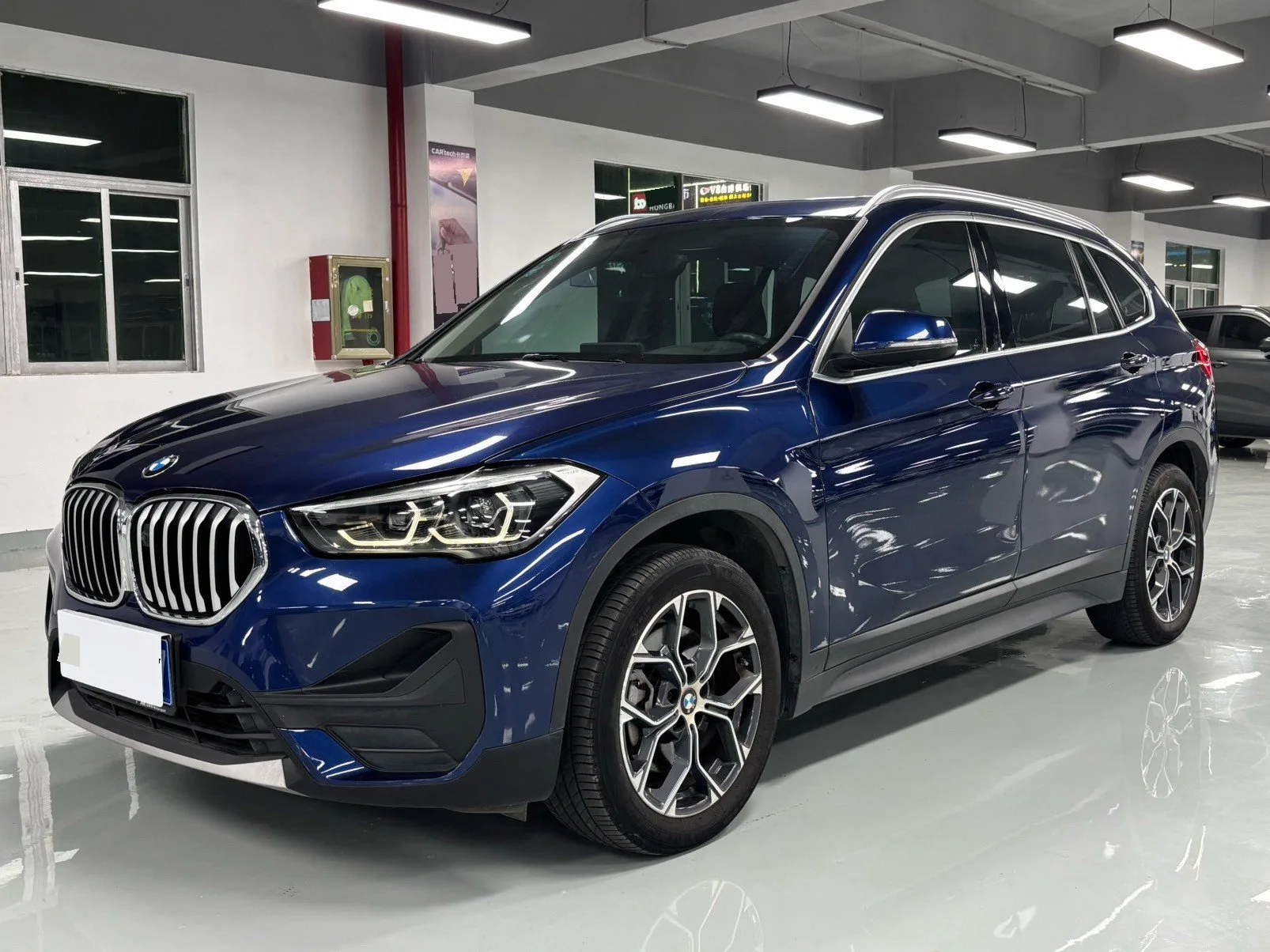 BMW X1 2020 sDrive25Li Leading Edition