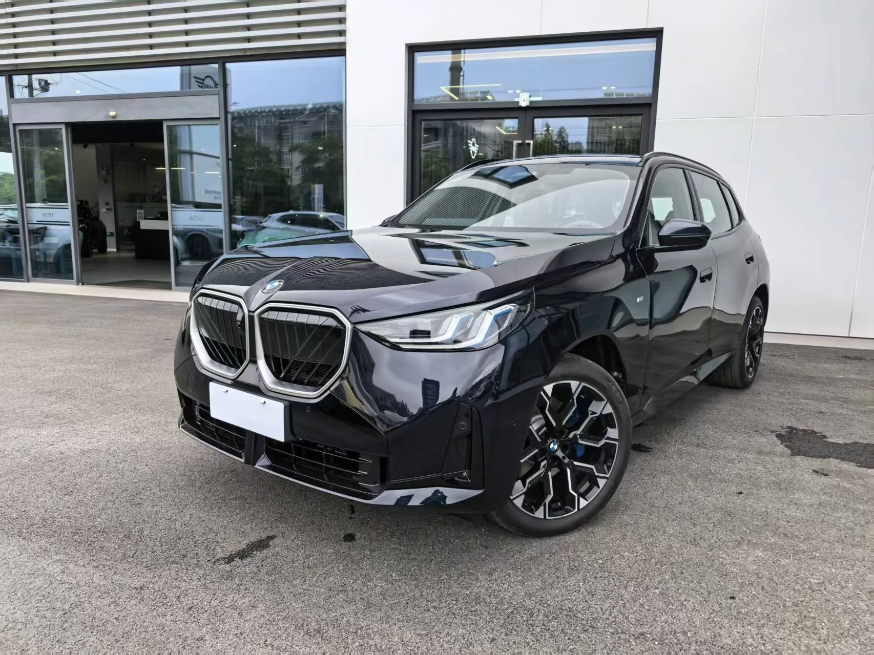 2025 BMW X3 xDrive30L 2.0T Luxury M Sport Package Automatic