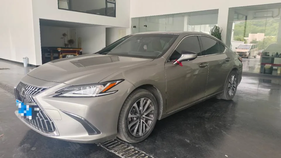 Lexus ES 2022 200 Premium Edition
