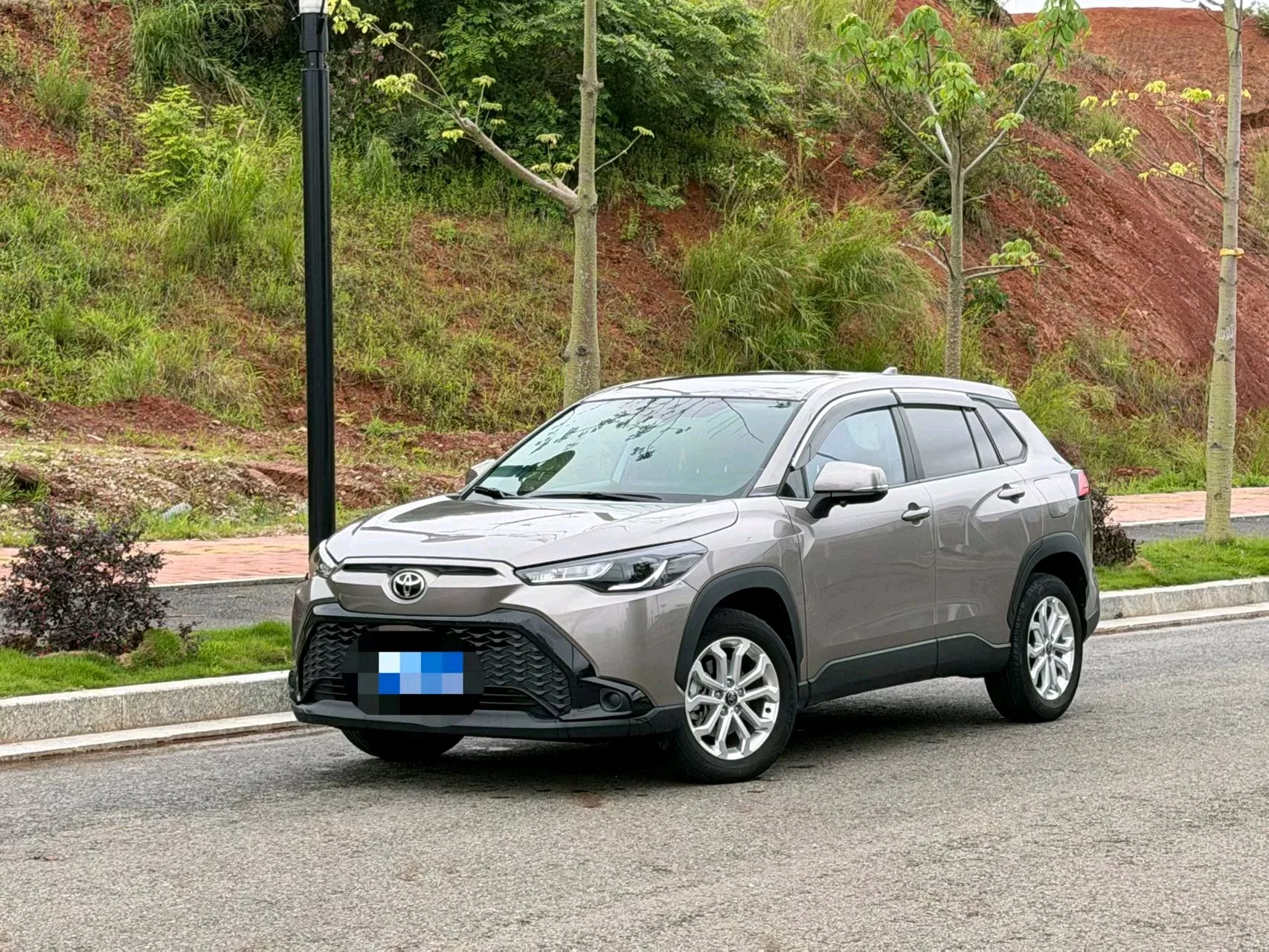 Toyota 2024 Corolla Cross 2.0 CVT Leading Edition Automatic