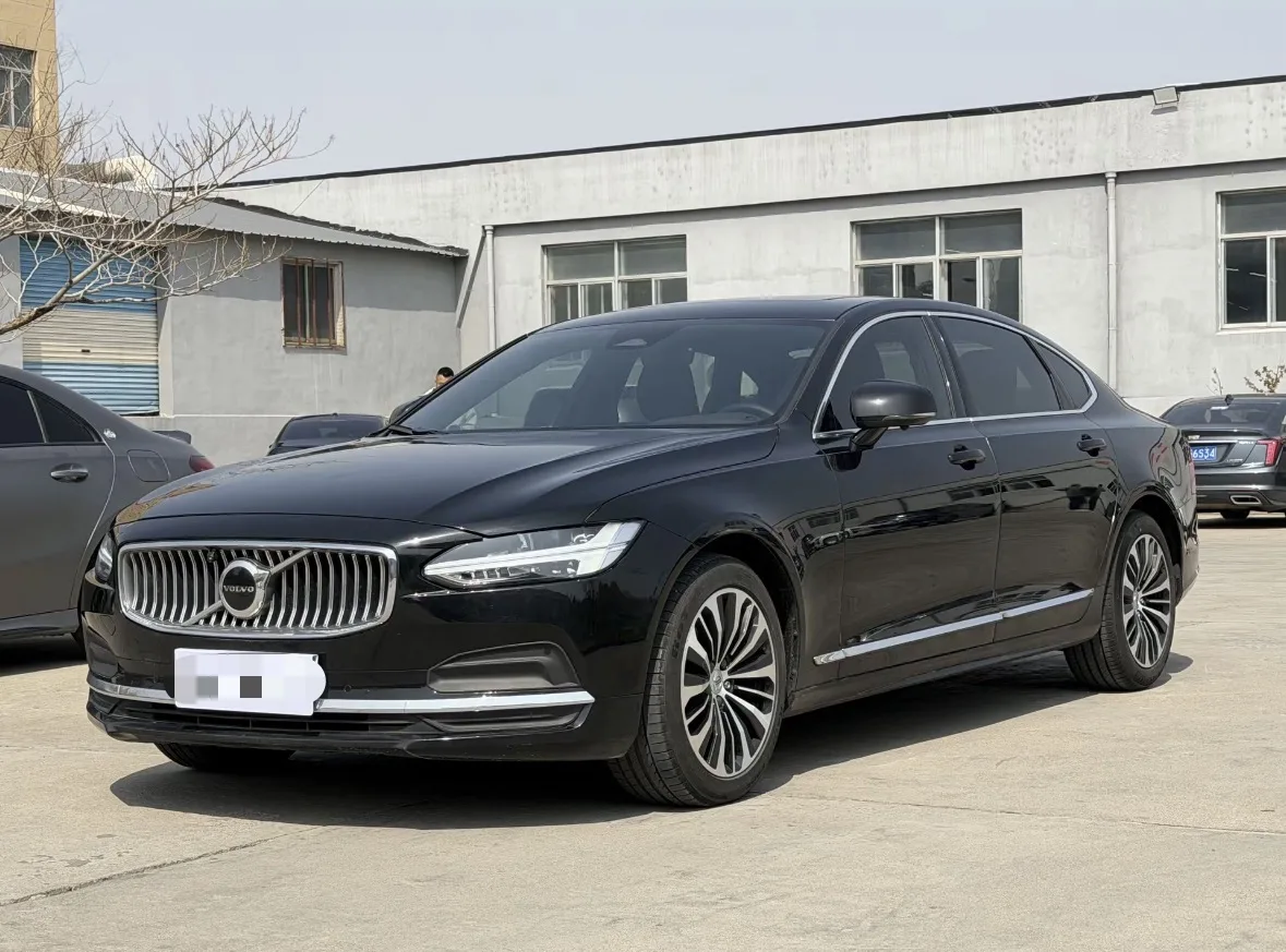 2025 Volvo S90 48V 2.0T B5 Inscription Luxury Edition Automatic