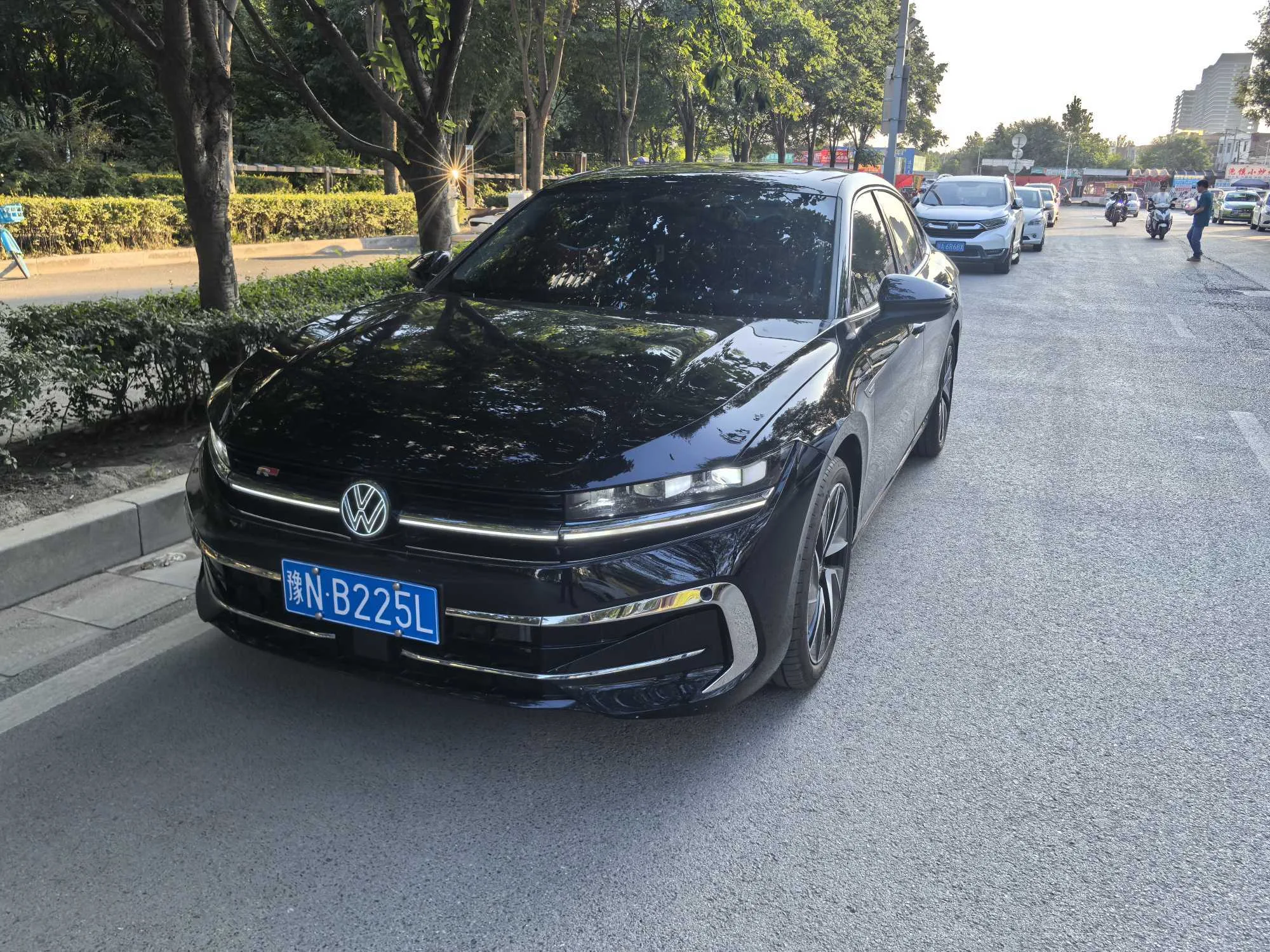 Volkswagen 2024 Magotan 2.0TSI 380TSI Premium Edition with Magotan Package (Automatic Transmission)
