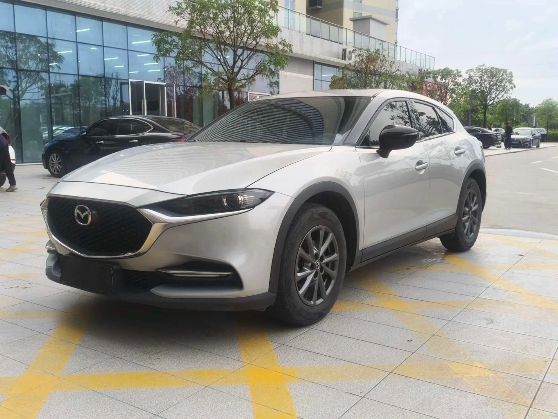 Mazda CX-4 2021 2.0L Automatic 2WD Blue Sky Vitality Edition