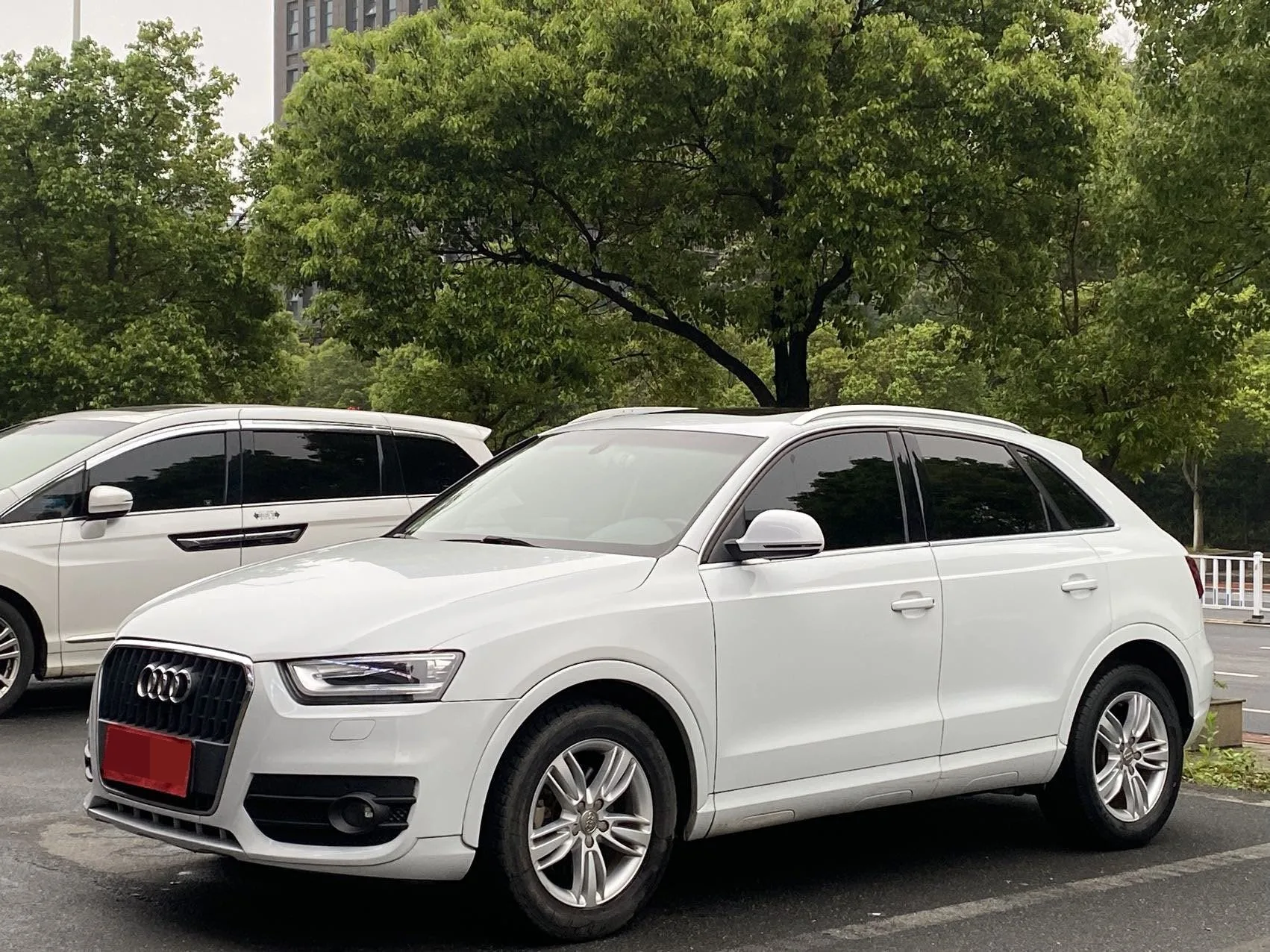 Audi Q3 2016 30 TFSI Classic Edition Intelligent Model