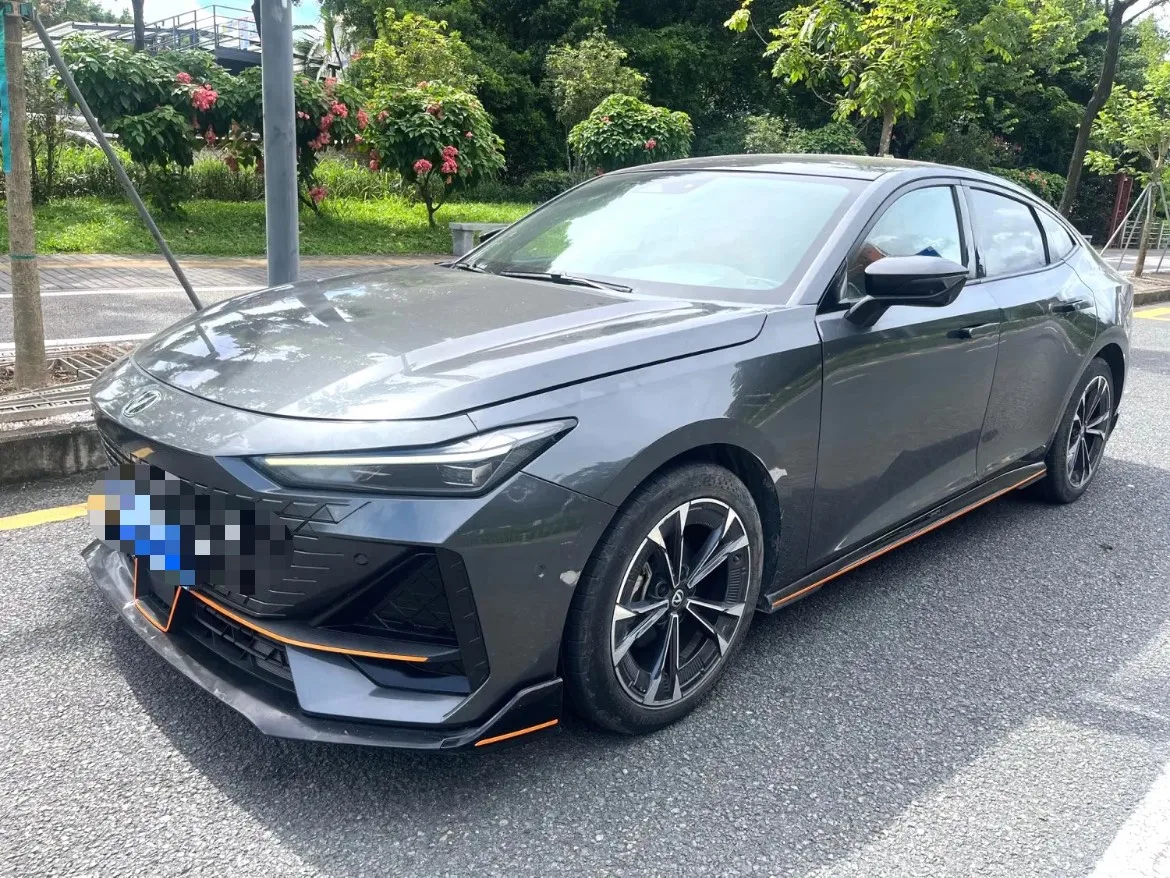 Changan 2023 UNI-V 1.5T Sport Edition Automatic