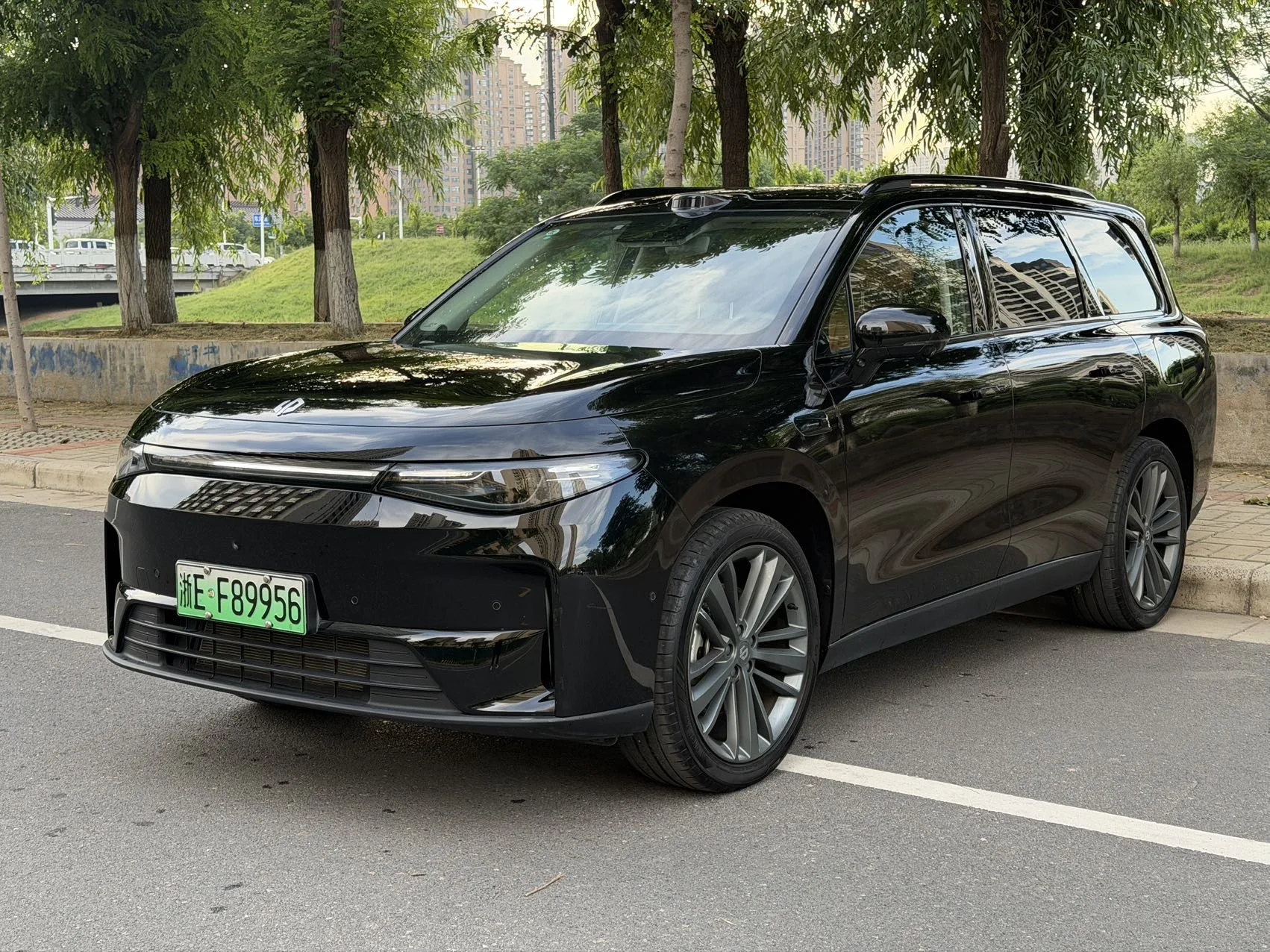 Leapmotor 2026 C16 280 LiDAR Smart Edition 6-seater Automatic