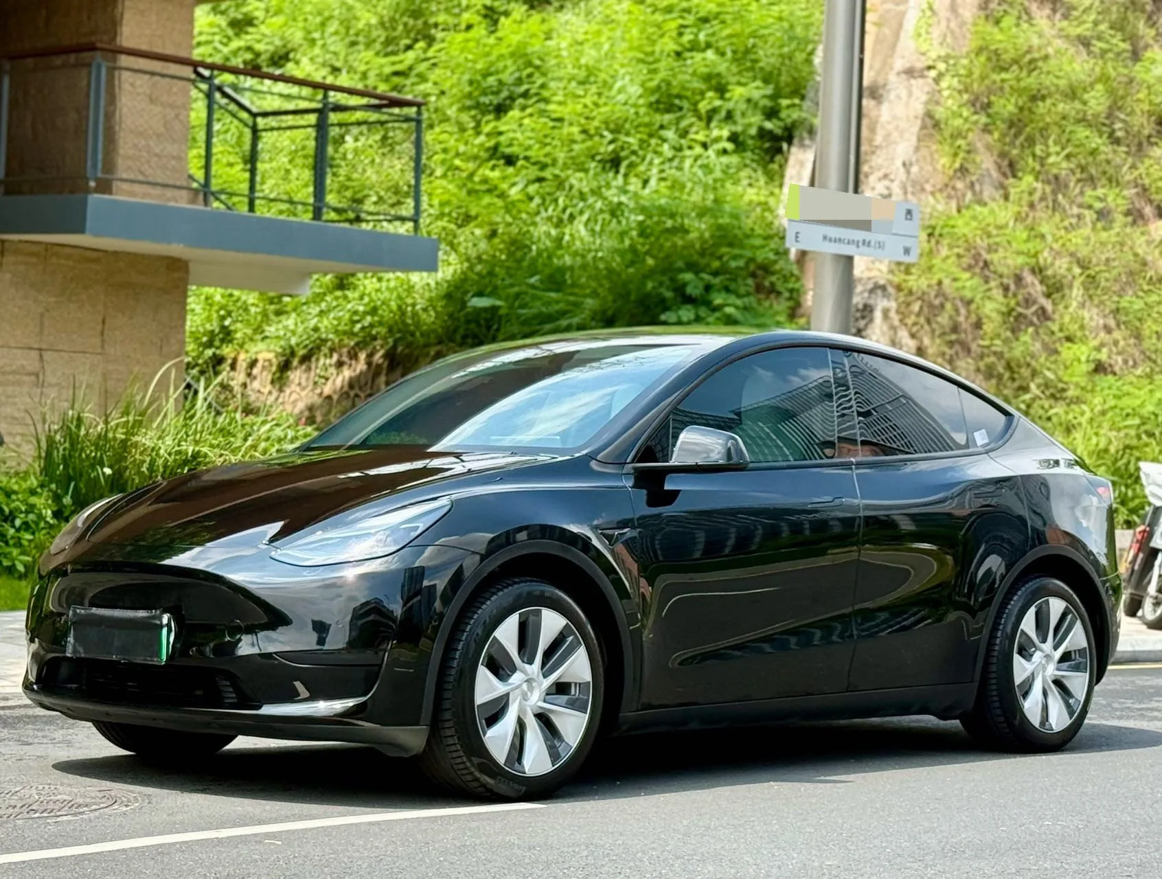 Model Y 2022 Facelift Rear-Wheel Drive Version