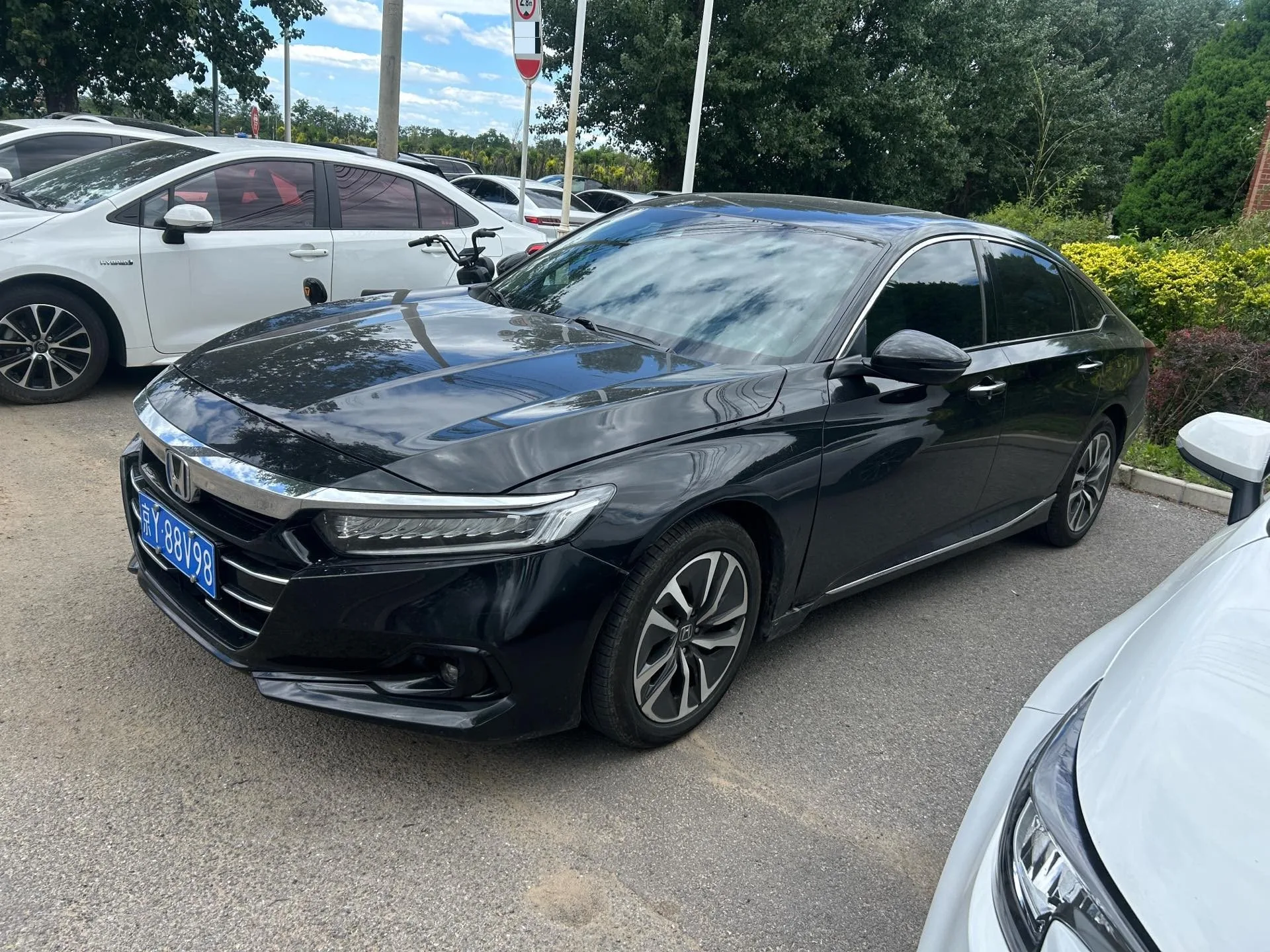 2022 Honda Accord Hybrid 2.0L Elite Edition
